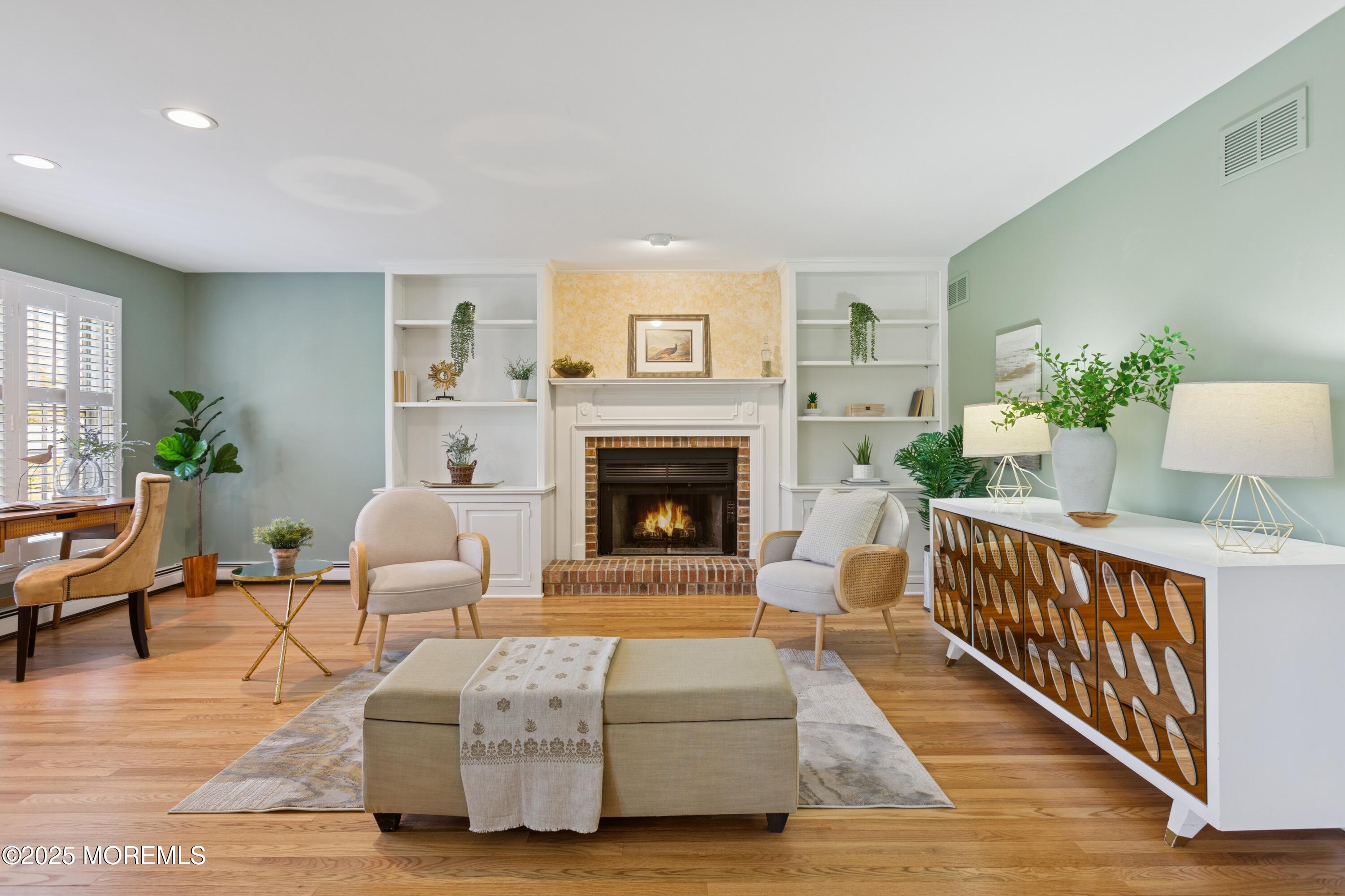6 Carriage Drive, Middletown, New Jersey image 11
