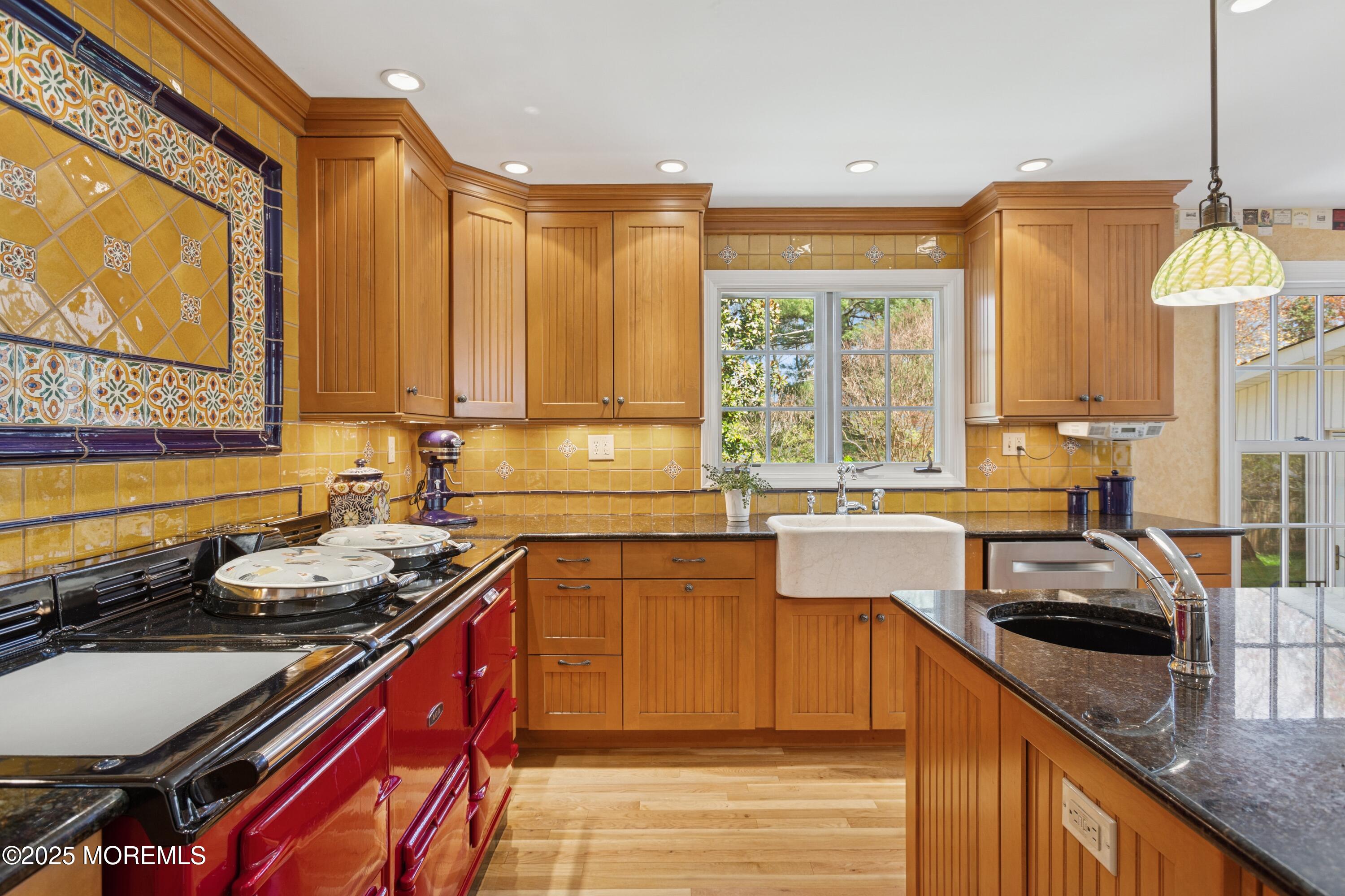 6 Carriage Drive, Middletown, New Jersey image 22
