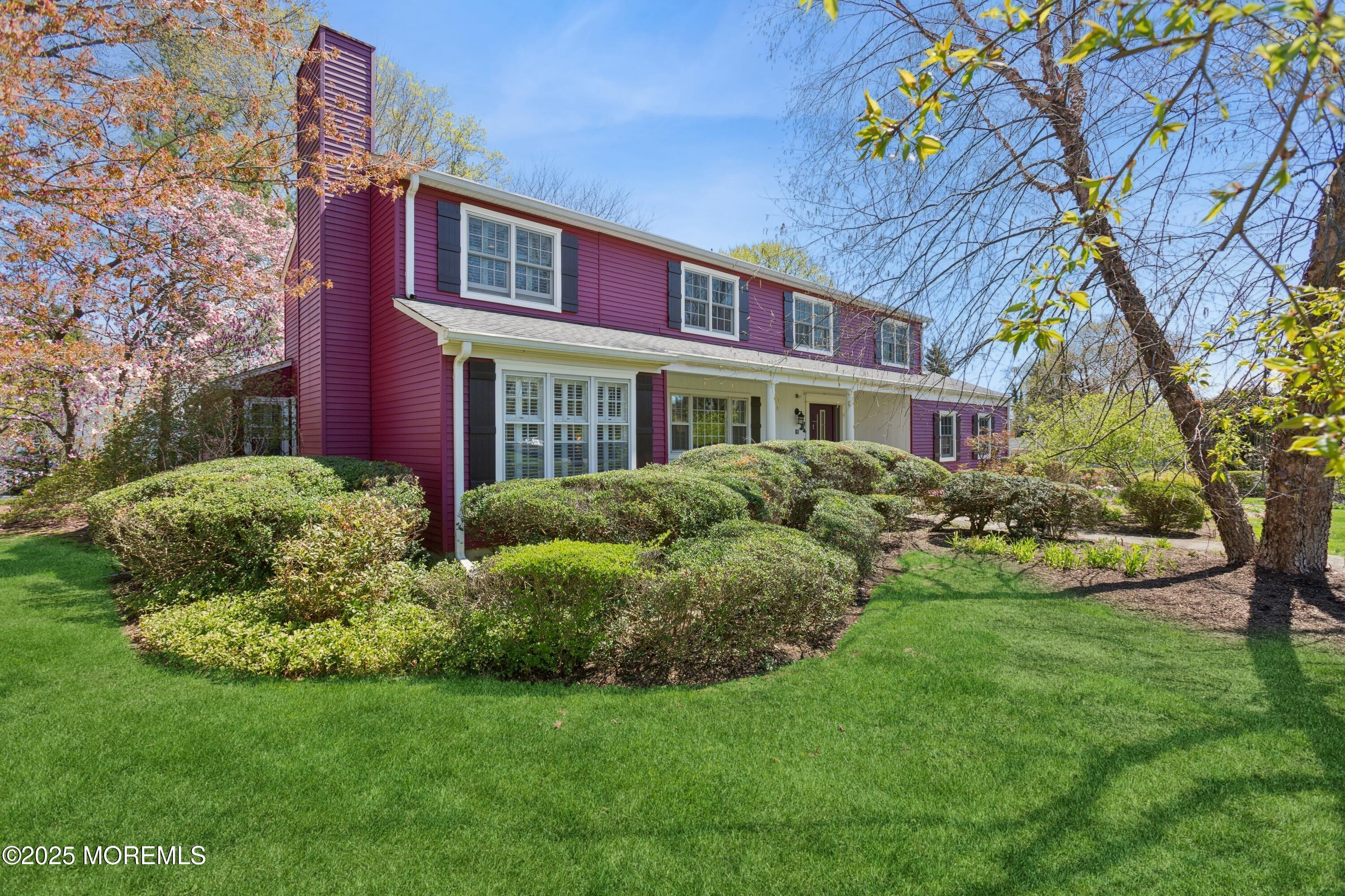 6 Carriage Drive, Middletown, New Jersey image 2