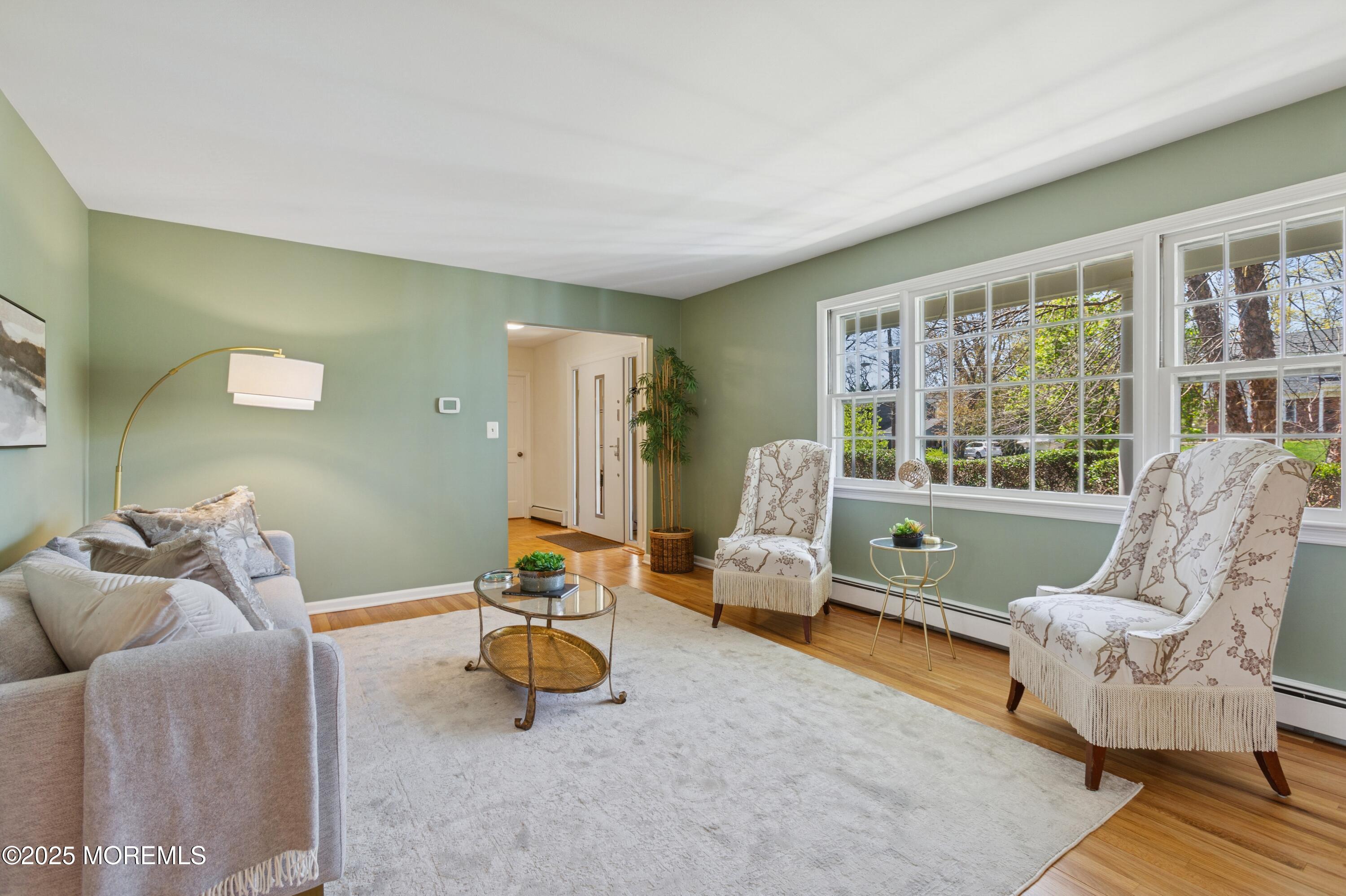 6 Carriage Drive, Middletown, New Jersey image 14