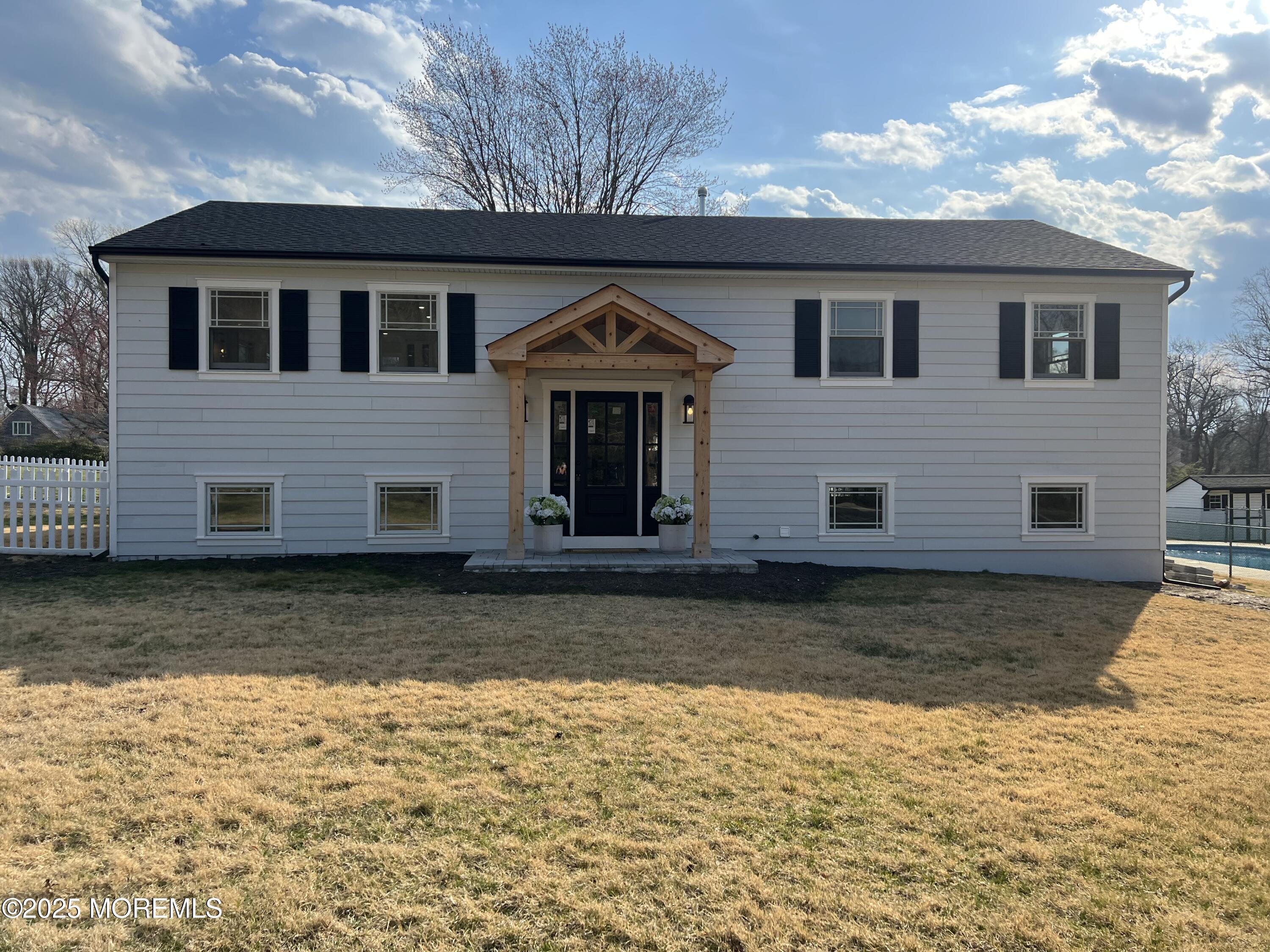 832 Nutswamp Road, Red Bank, New Jersey image 1