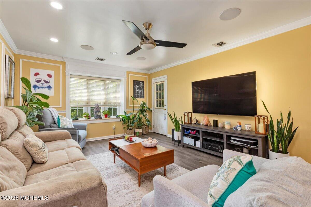 231 Atlantic Street 12