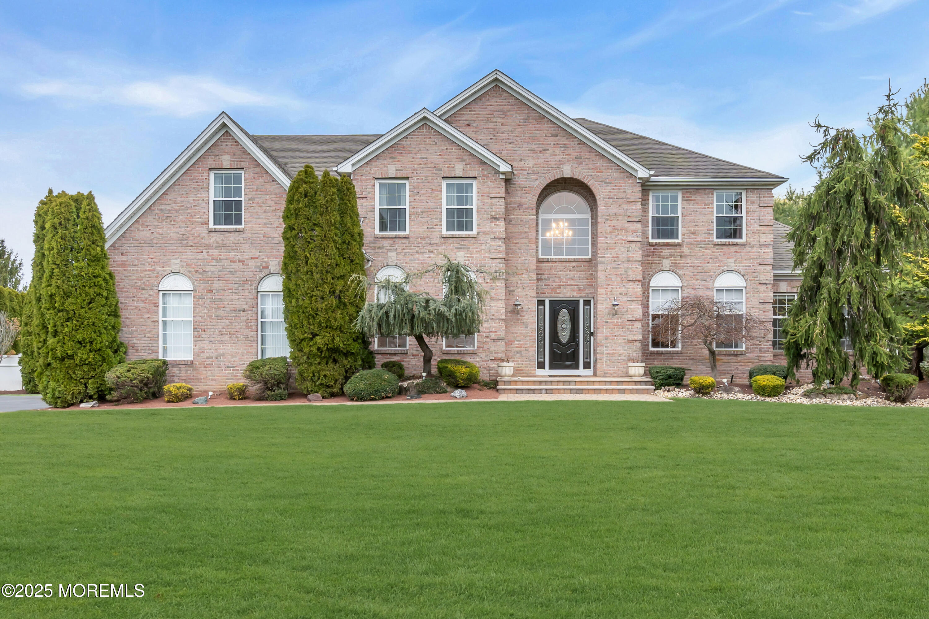 100 Manfre Court, Freehold, New Jersey image 1