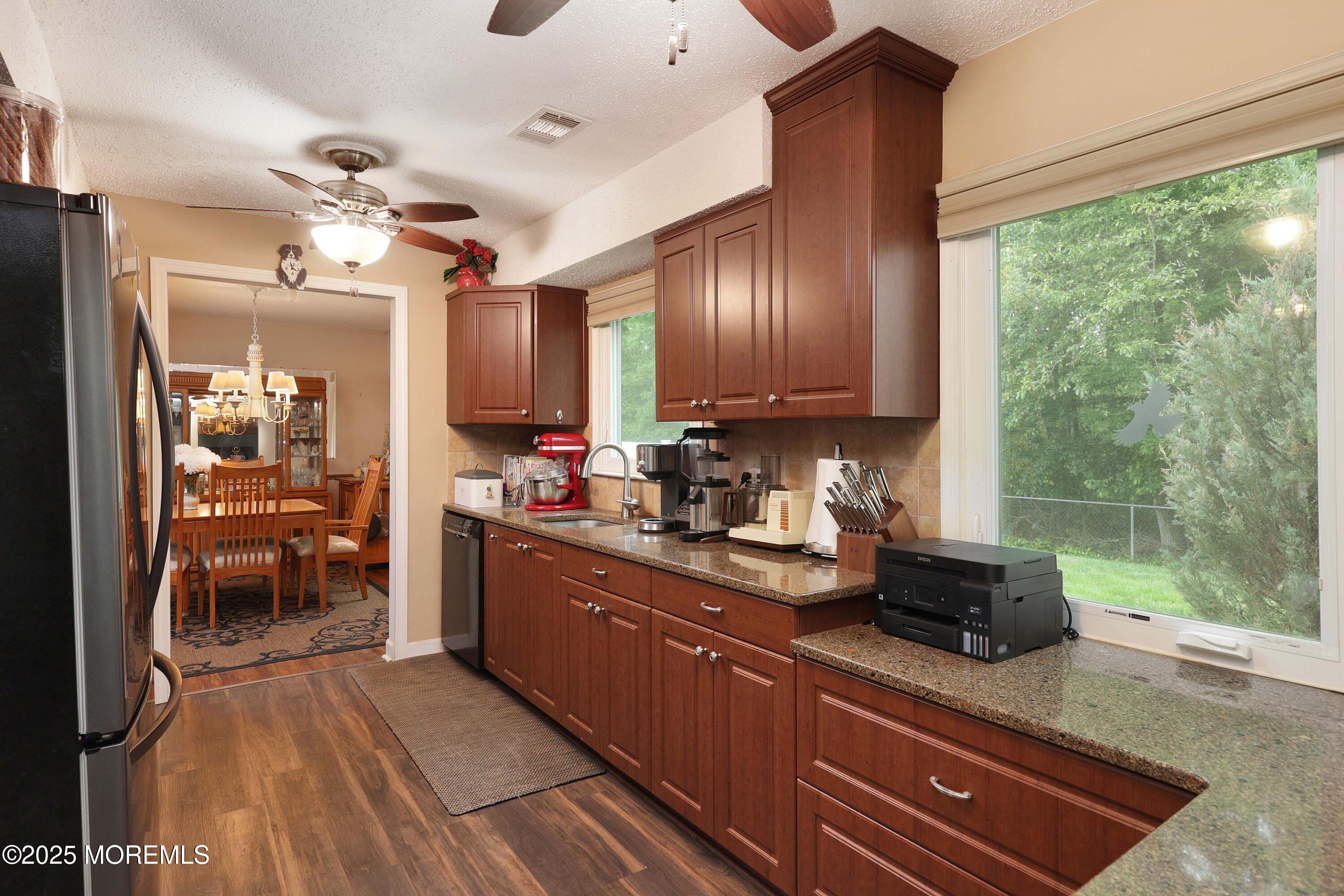 41 Eric Drive, Howell, New Jersey image 10