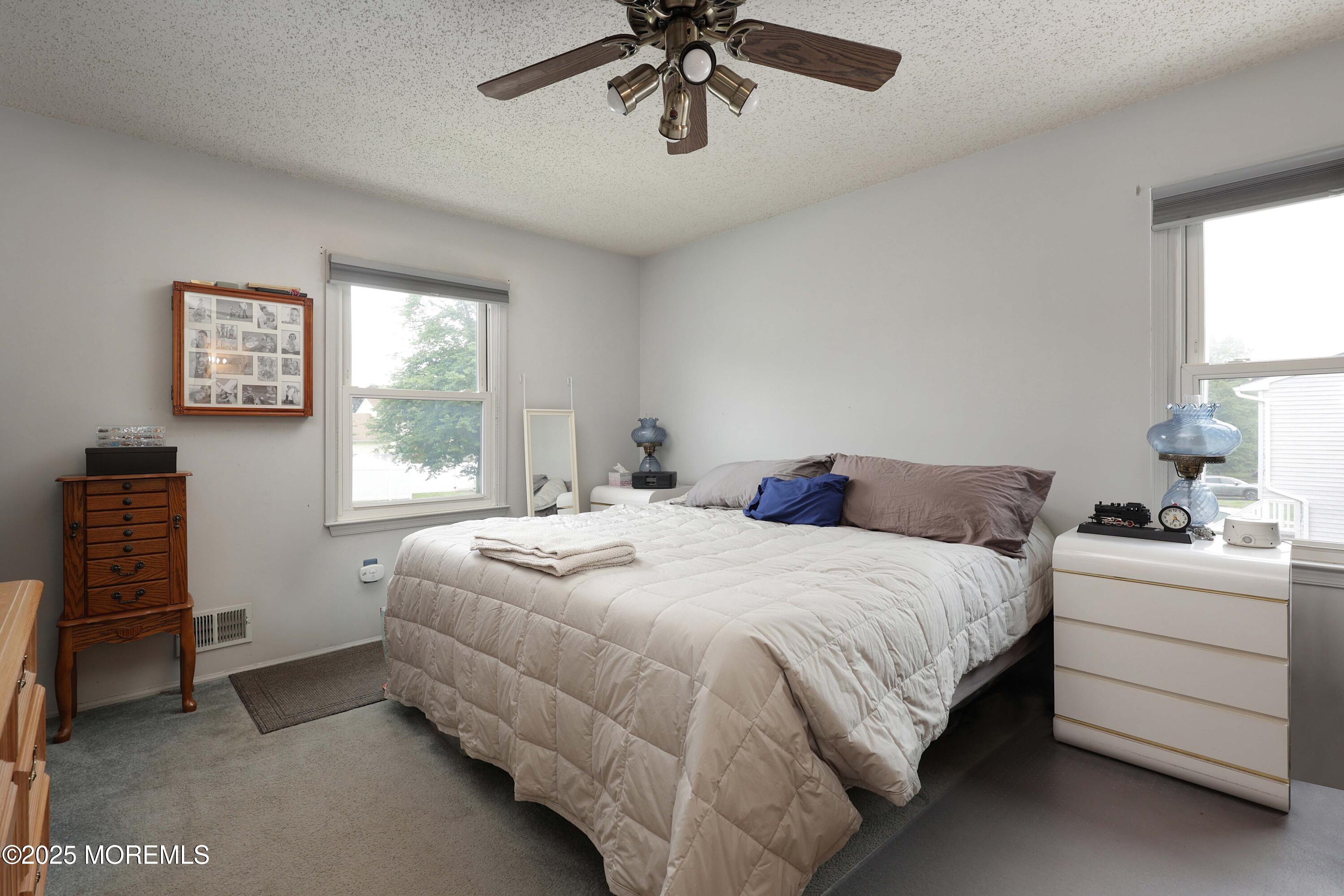 41 Eric Drive, Howell, New Jersey image 17