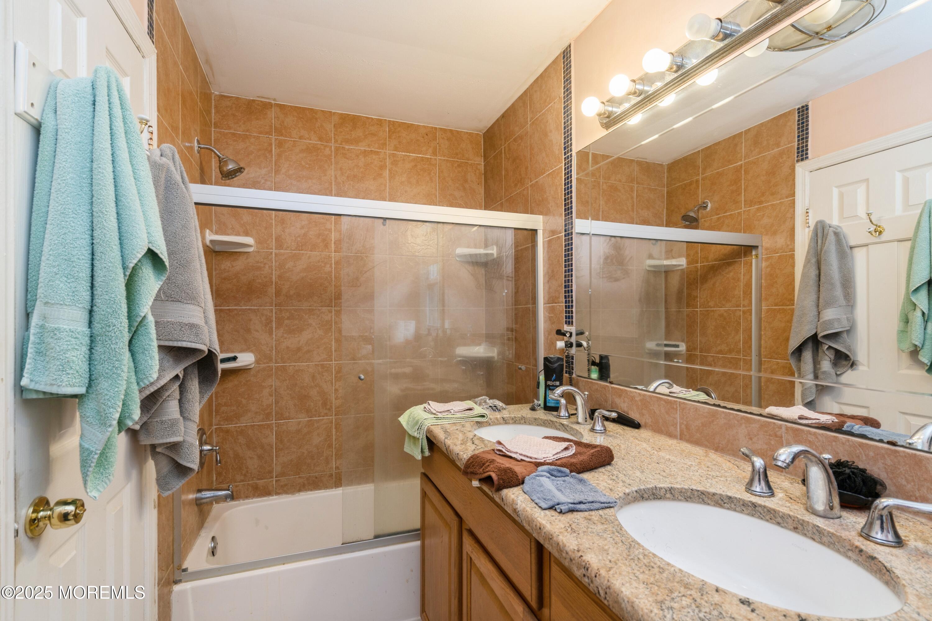 36 Merion Drive, Manalapan, New Jersey image 13