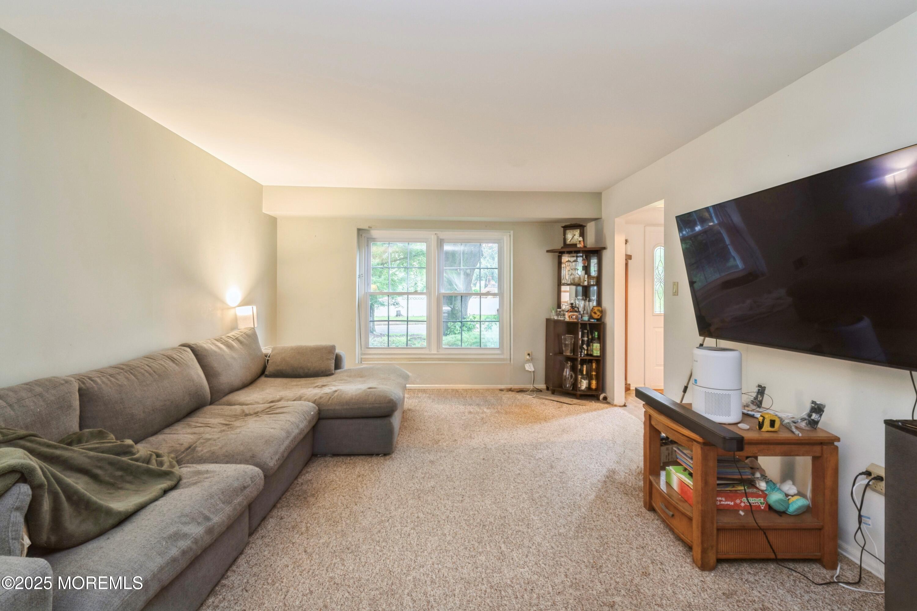 36 Merion Drive, Manalapan, New Jersey image 6