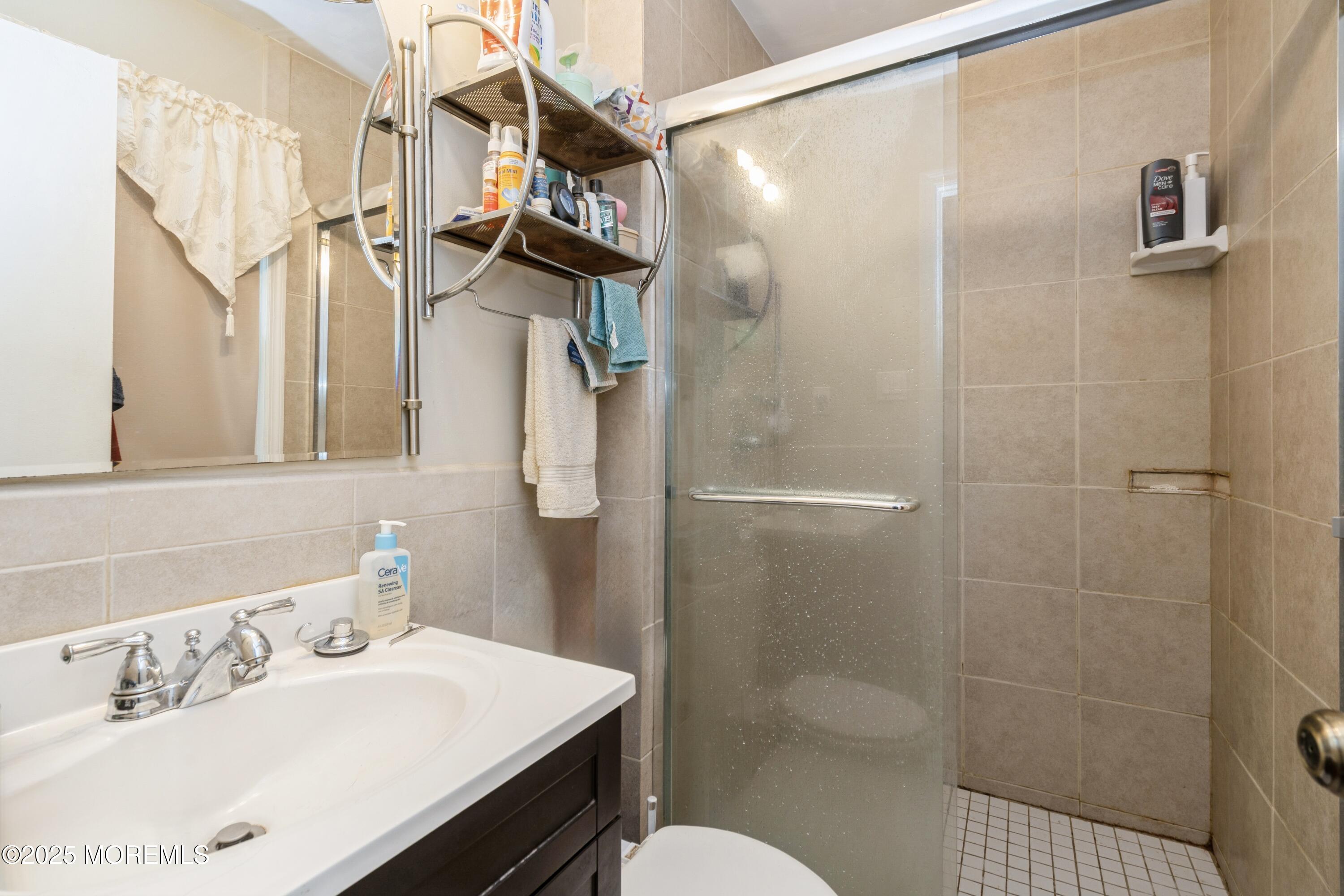 36 Merion Drive, Manalapan, New Jersey image 11