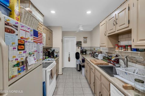 229 Medford Court A Manalapan NJ 07726