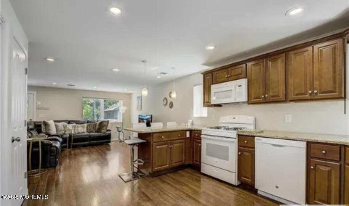 106 Manalapan Road, Spotswood, New Jersey image 4