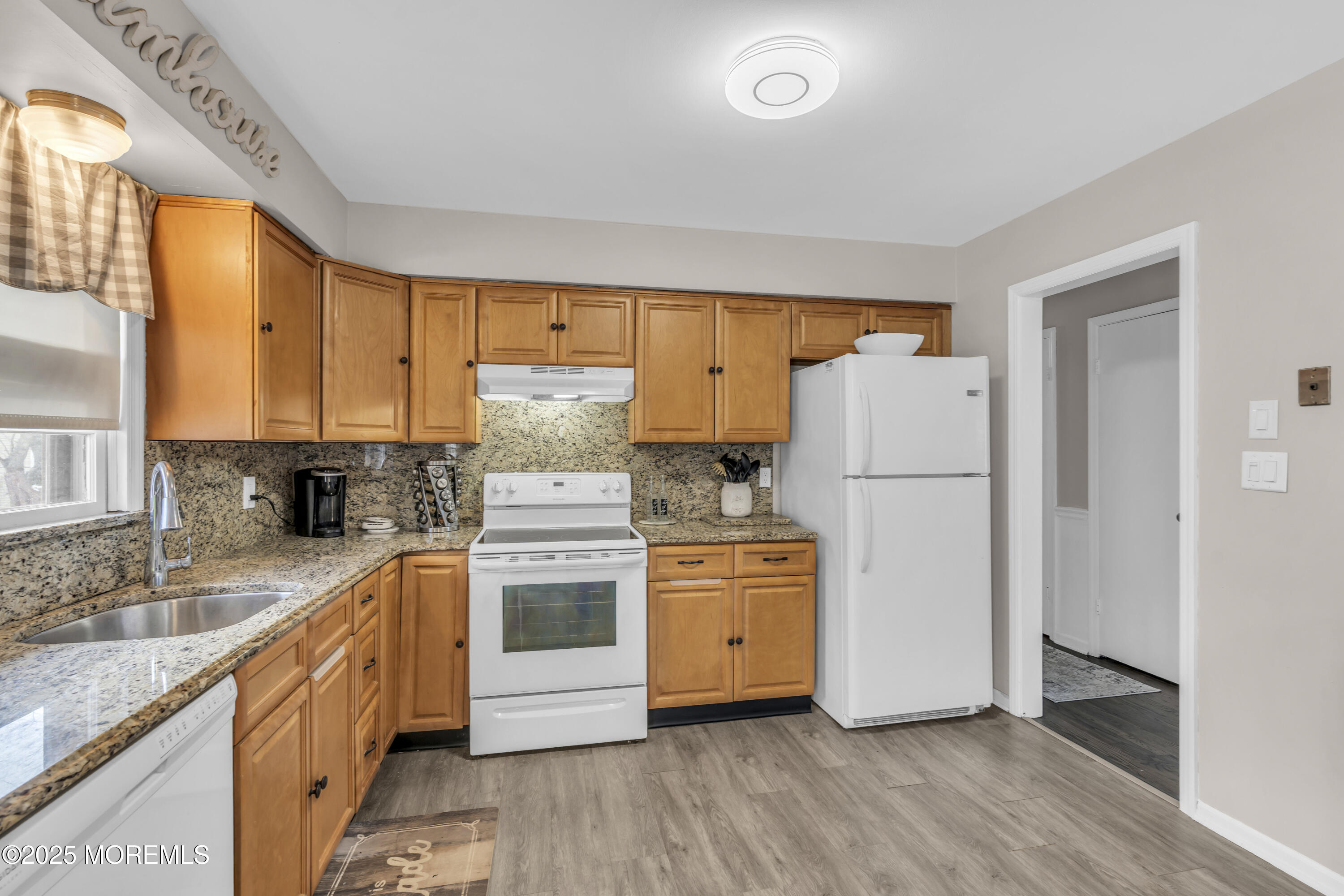 8 Leocadia Court, Hazlet, New Jersey image 7