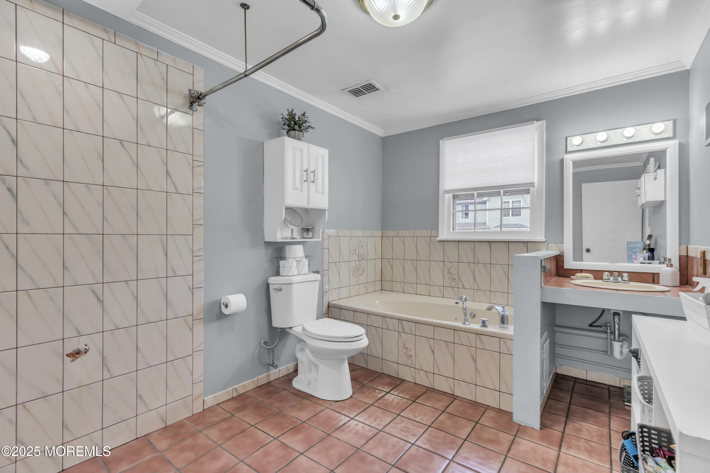 8 Leocadia Court, Hazlet, New Jersey image 16