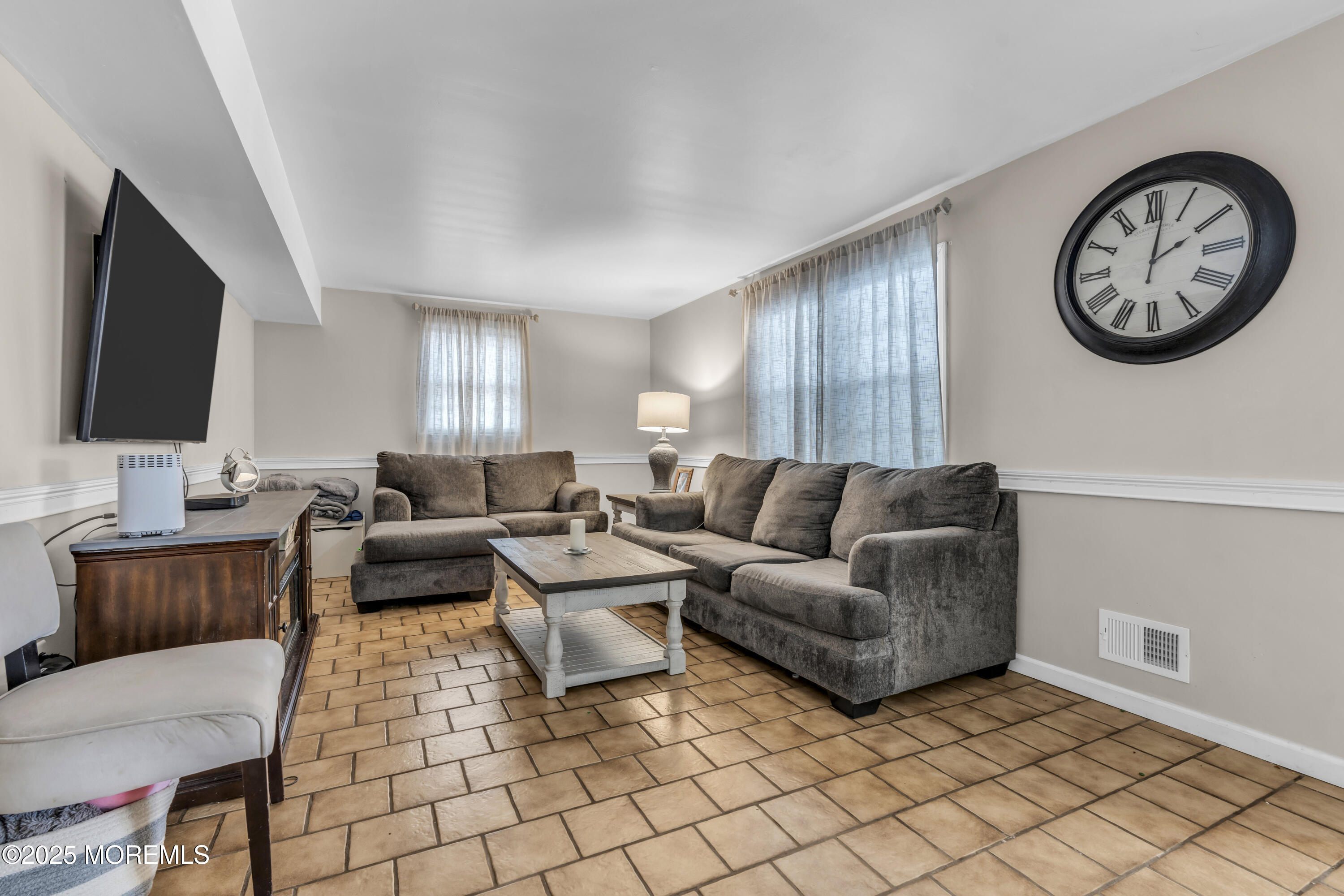 8 Leocadia Court, Hazlet, New Jersey image 19