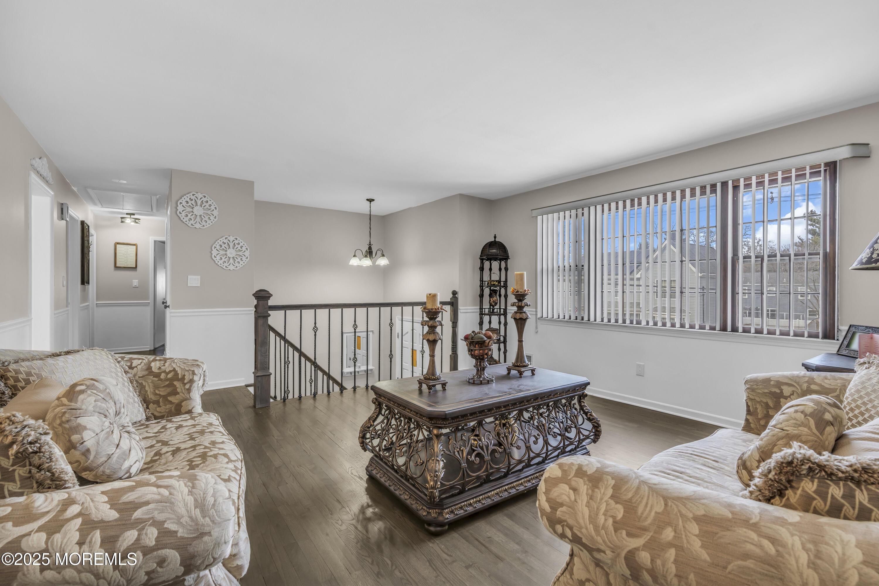8 Leocadia Court, Hazlet, New Jersey image 4