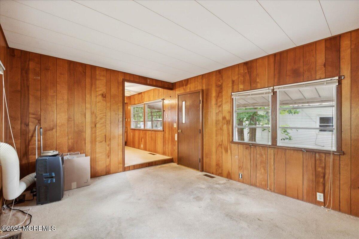 Toms River, New Jersey 08755, United States, 2 Bedrooms Bedrooms, ,1 BathroomBathrooms,Residential,Active,44674