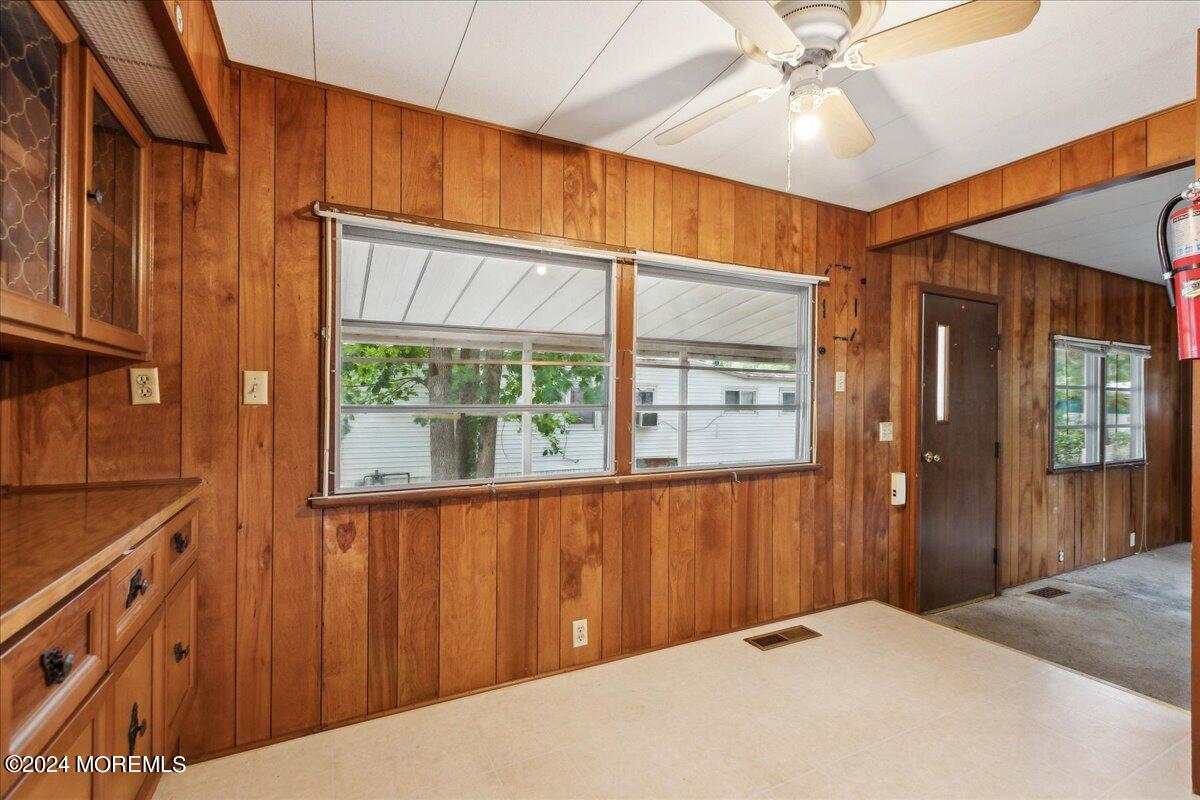 Toms River, New Jersey 08755, United States, 2 Bedrooms Bedrooms, ,1 BathroomBathrooms,Residential,Active,44674