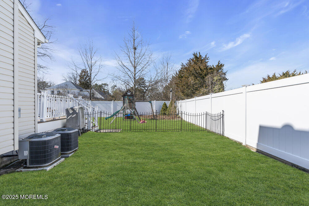 16 Princeton Pines Place, Brick, New Jersey image 39