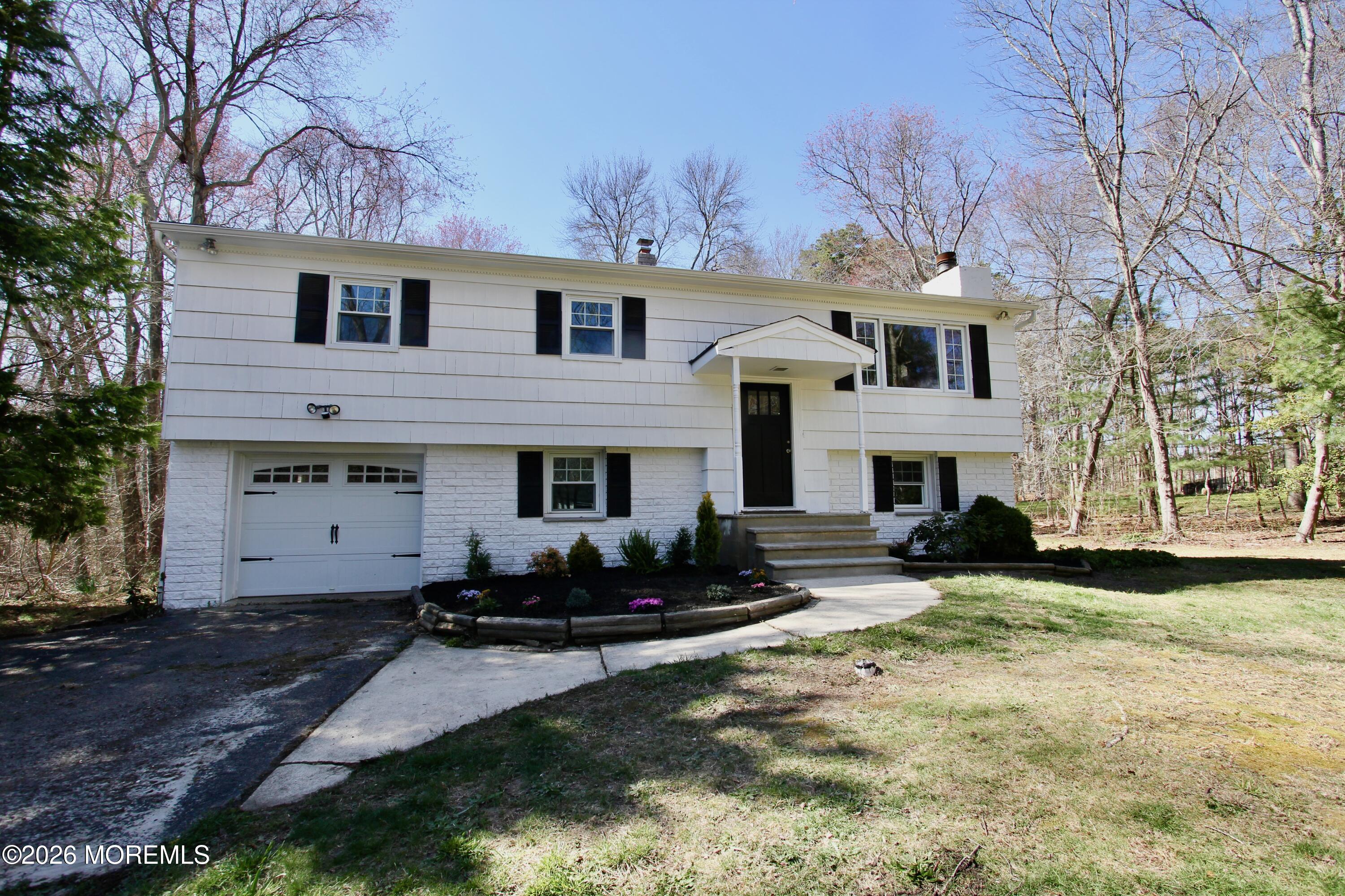 1617 Woodfield Avenue