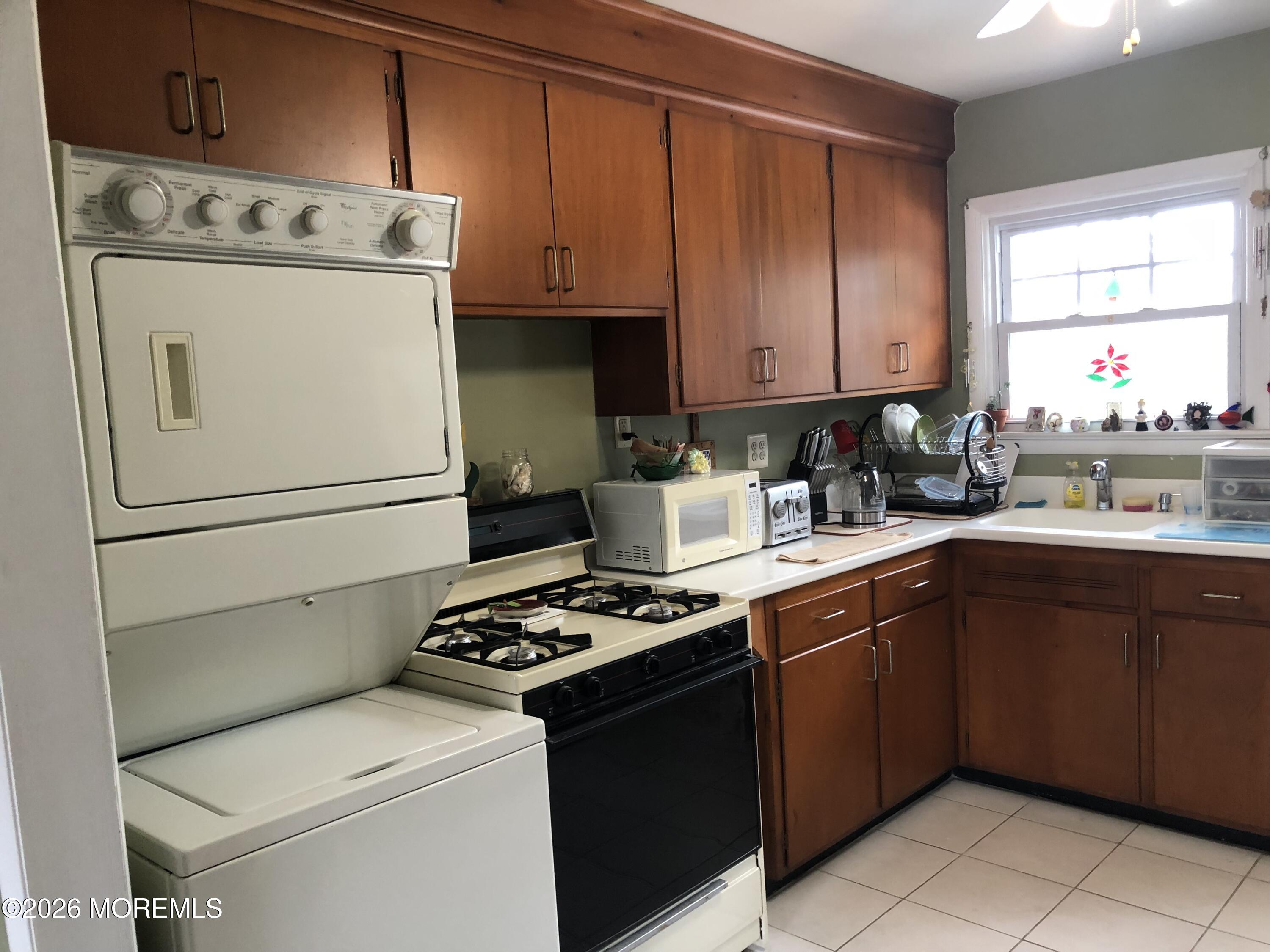 1122 Pine Bluff Avenue