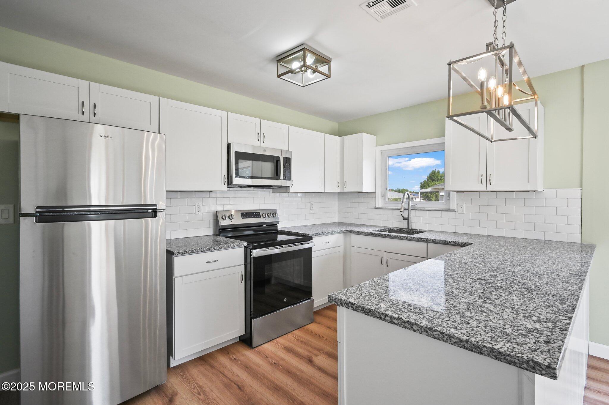 41 Puerto Vallarta Street, Toms River, New Jersey image 20