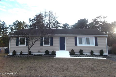 Photo of 106 Tecumseh Trail, Browns Mills, NJ 08015 (MLS # 22601133)