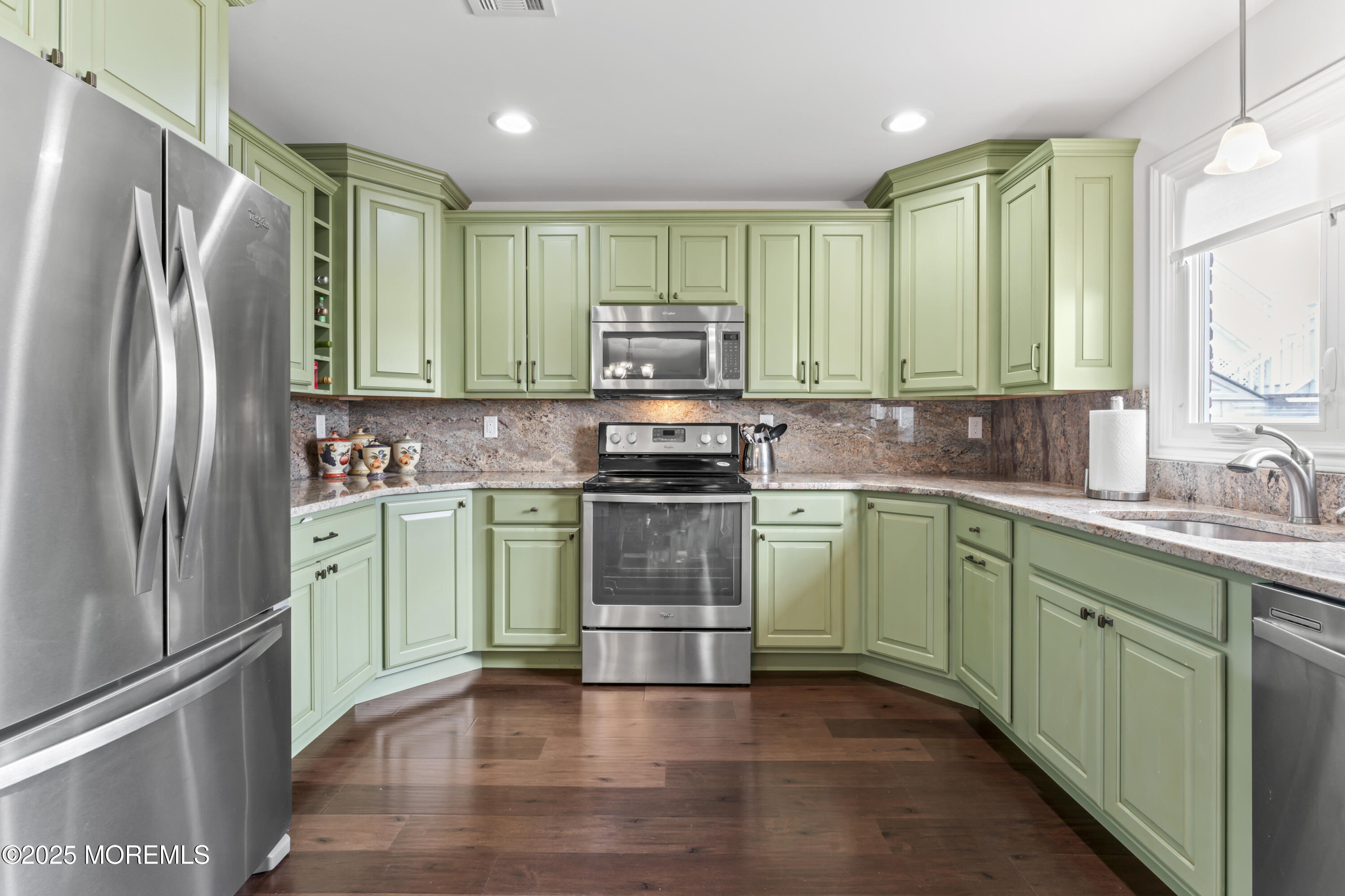 149 Pinewood Road, Toms River, New Jersey image 9