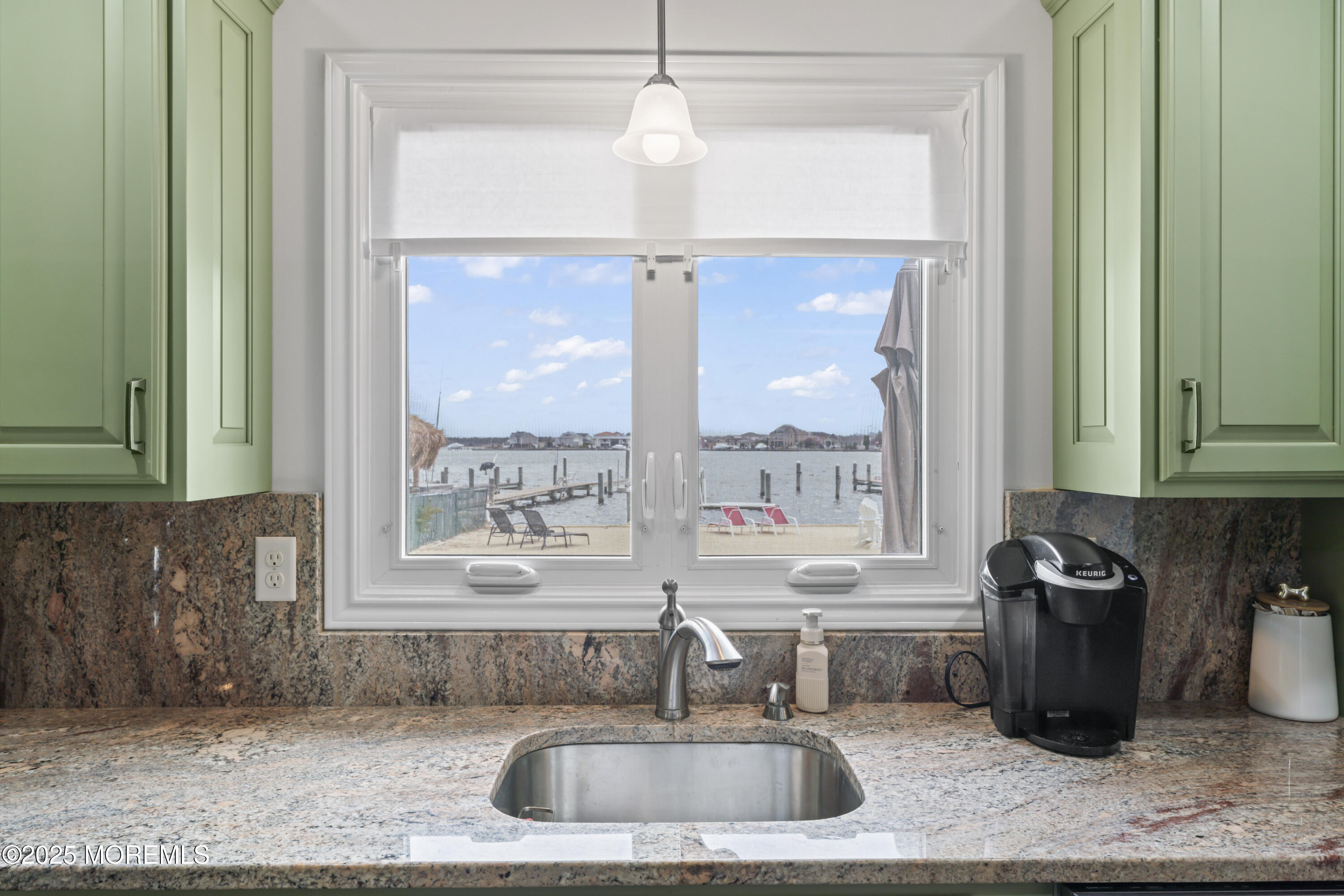 149 Pinewood Road, Toms River, New Jersey image 11