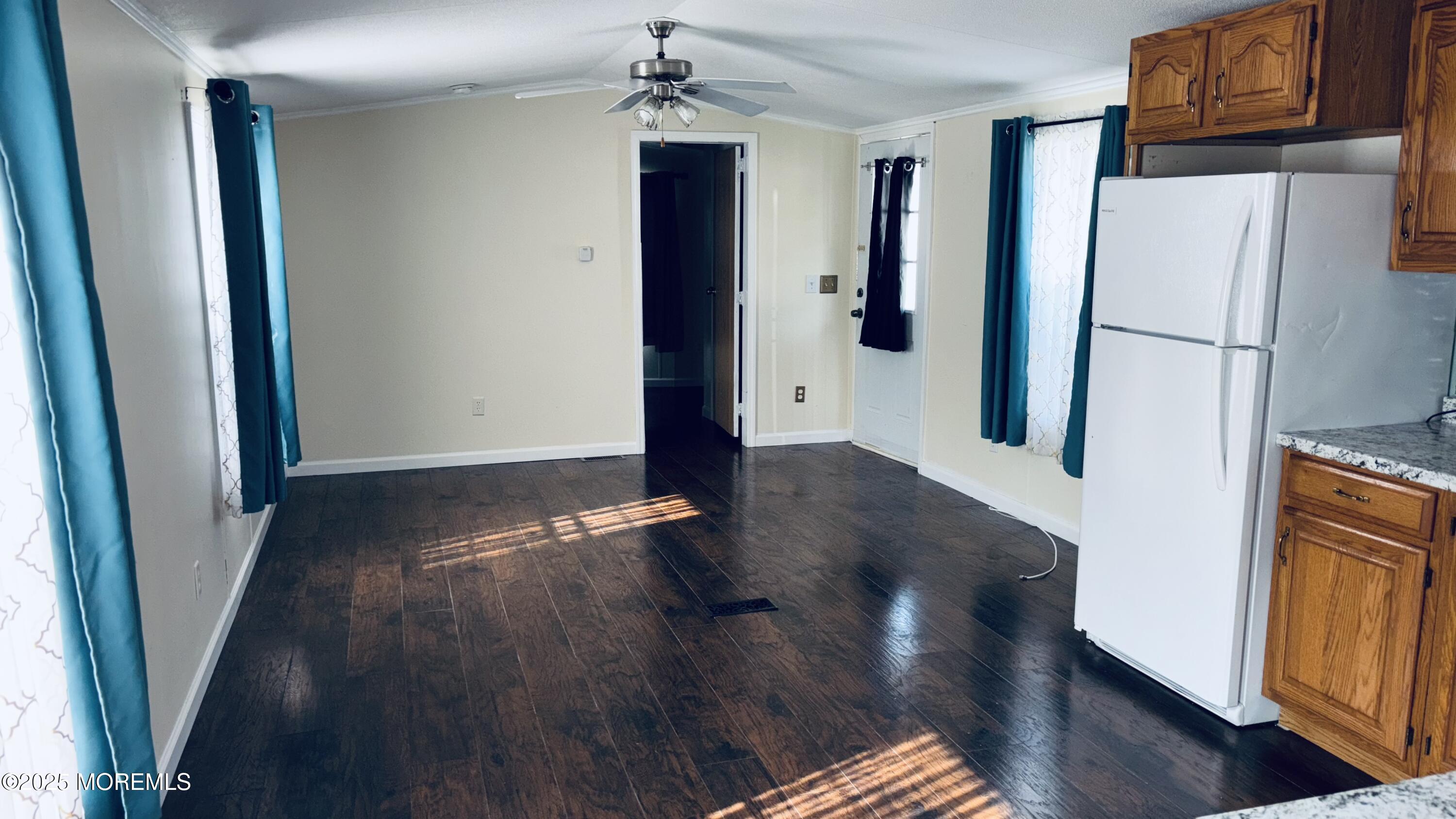 6 Monique Circle, Hazlet, New Jersey image 3