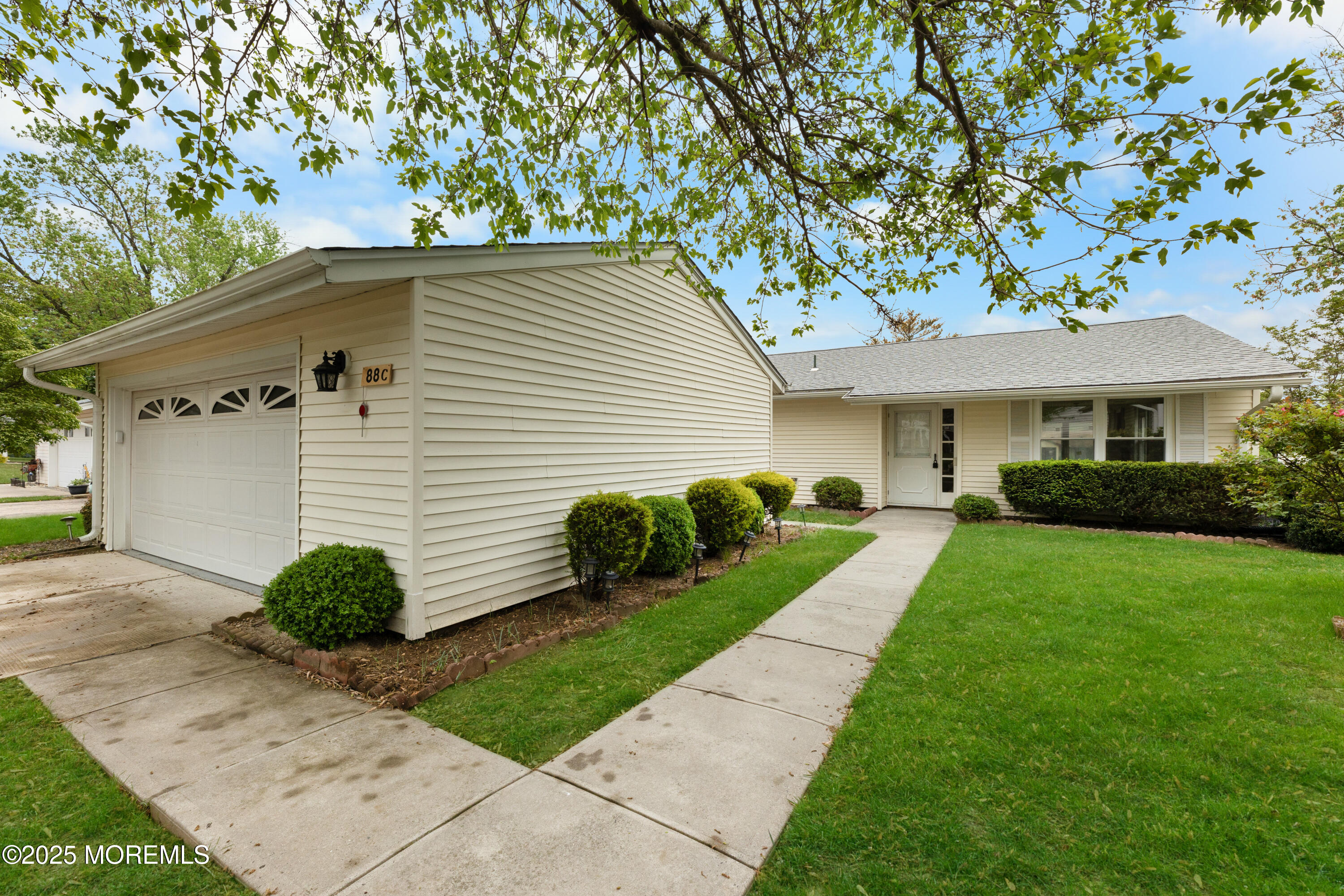 88C Dogwood Plaza, Monroe Township, New Jersey image 41