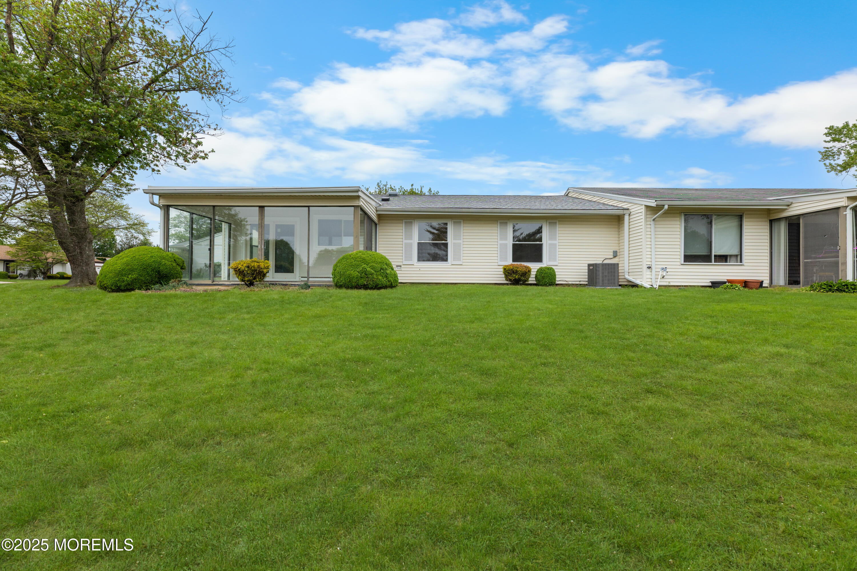 88C Dogwood Plaza, Monroe Township, New Jersey image 38