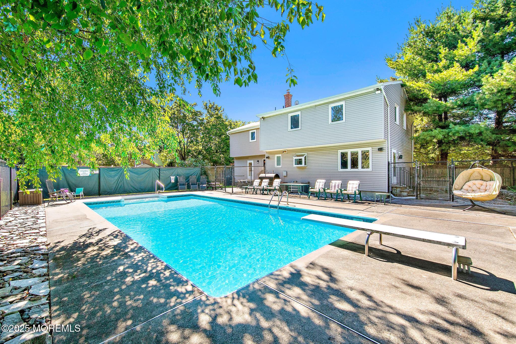 1375 Red Oak Drive, Lakewood, New Jersey image 31