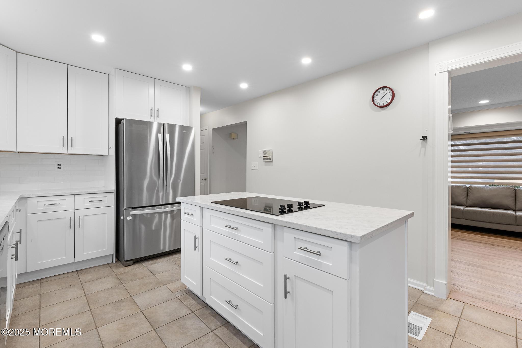 1375 Red Oak Drive, Lakewood, New Jersey image 18