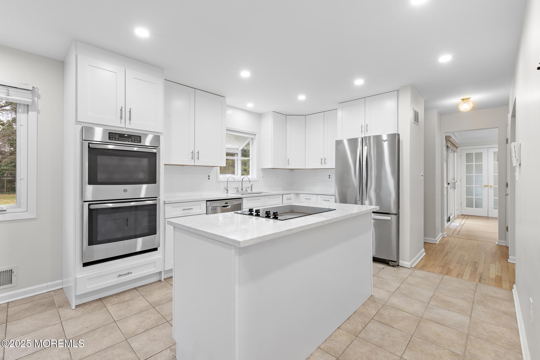 1375 Red Oak Drive, Lakewood, New Jersey image 14