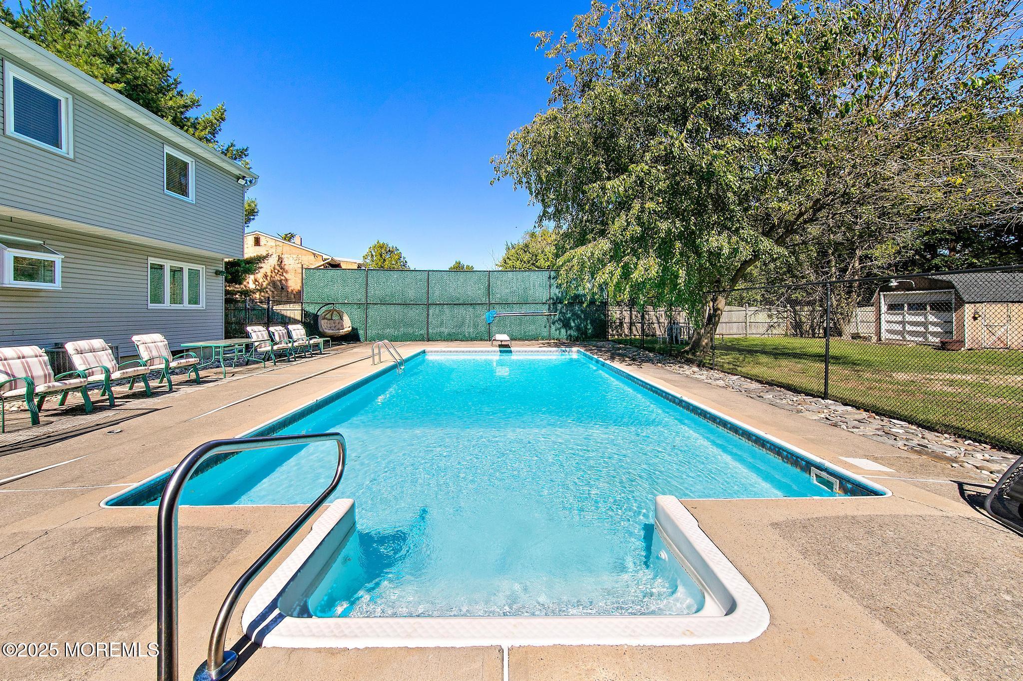 1375 Red Oak Drive, Lakewood, New Jersey image 33
