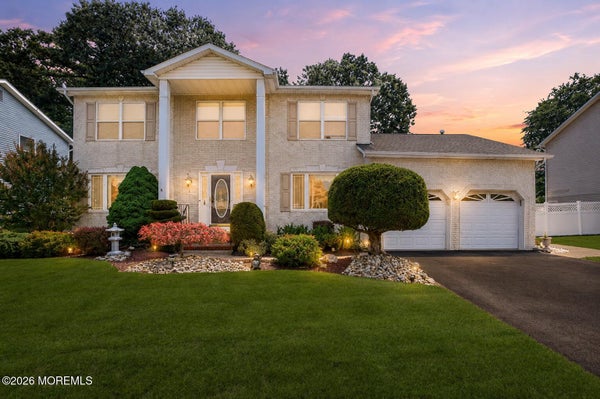 11 BRONIA ST, HOWELL, NJ 07731 - Image 4beb79eeae9f20e2d68e5f31ef3a8507/2735277159