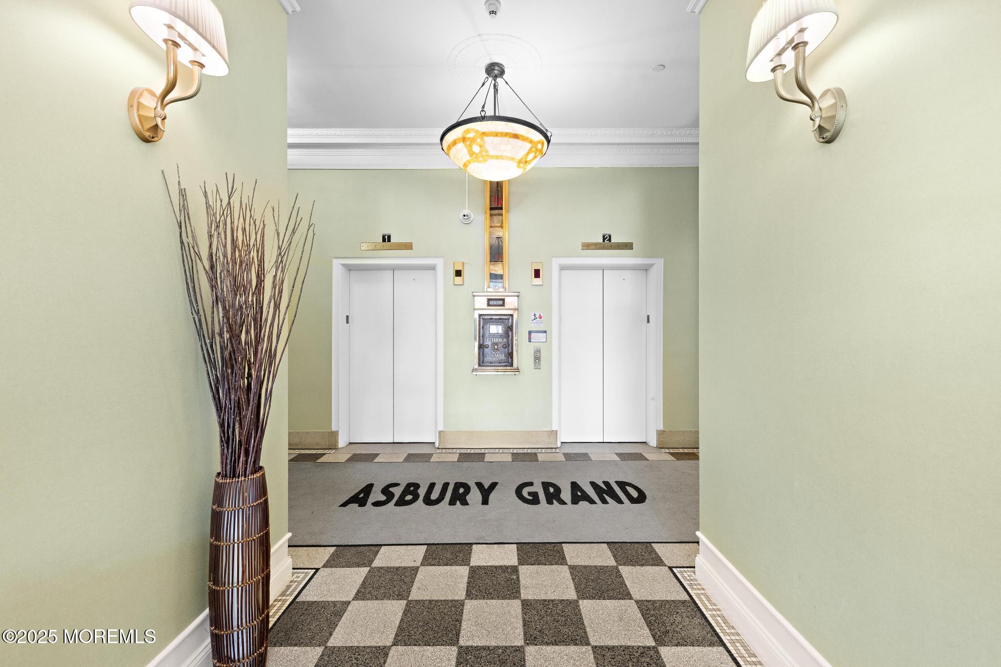 501 Grand Avenue 401