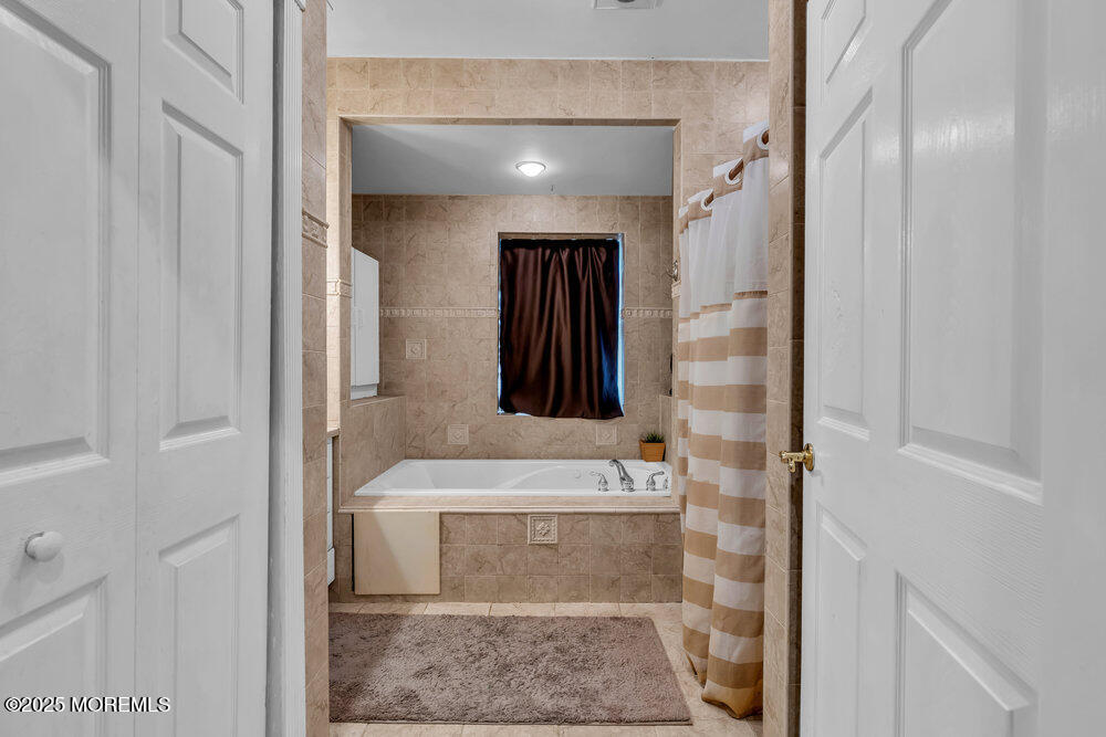 1998 Manor Drive, Wall, New Jersey image 42