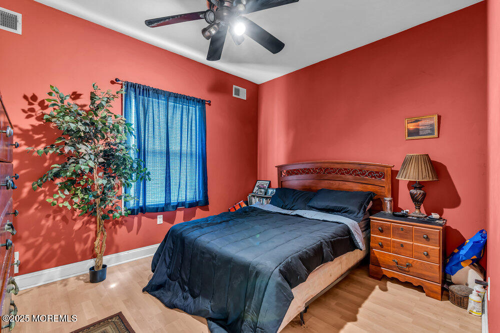 1998 Manor Drive, Wall, New Jersey image 33