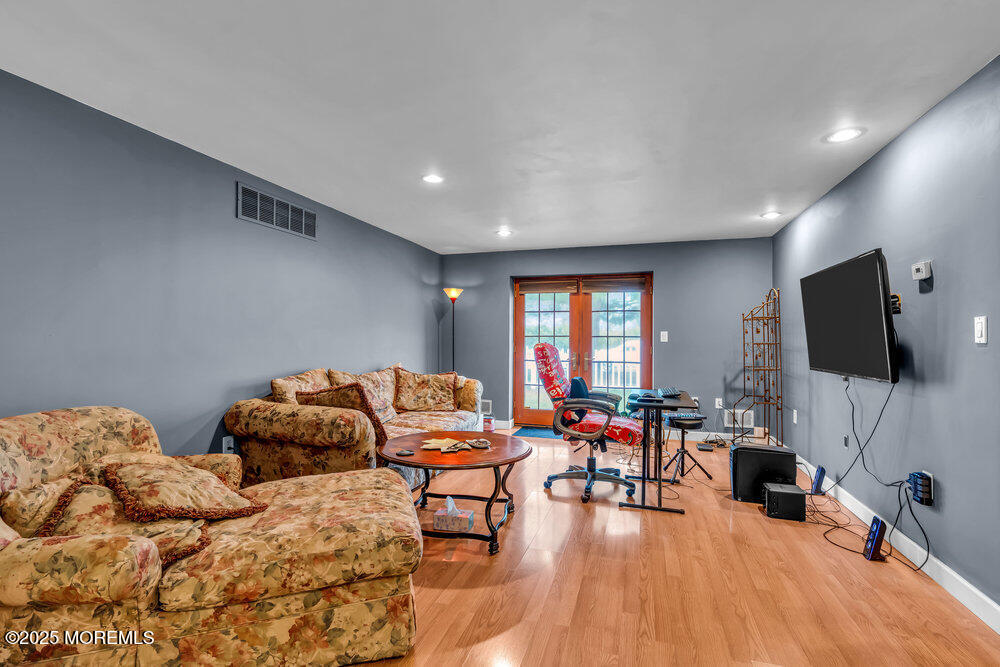 1998 Manor Drive, Wall, New Jersey image 40
