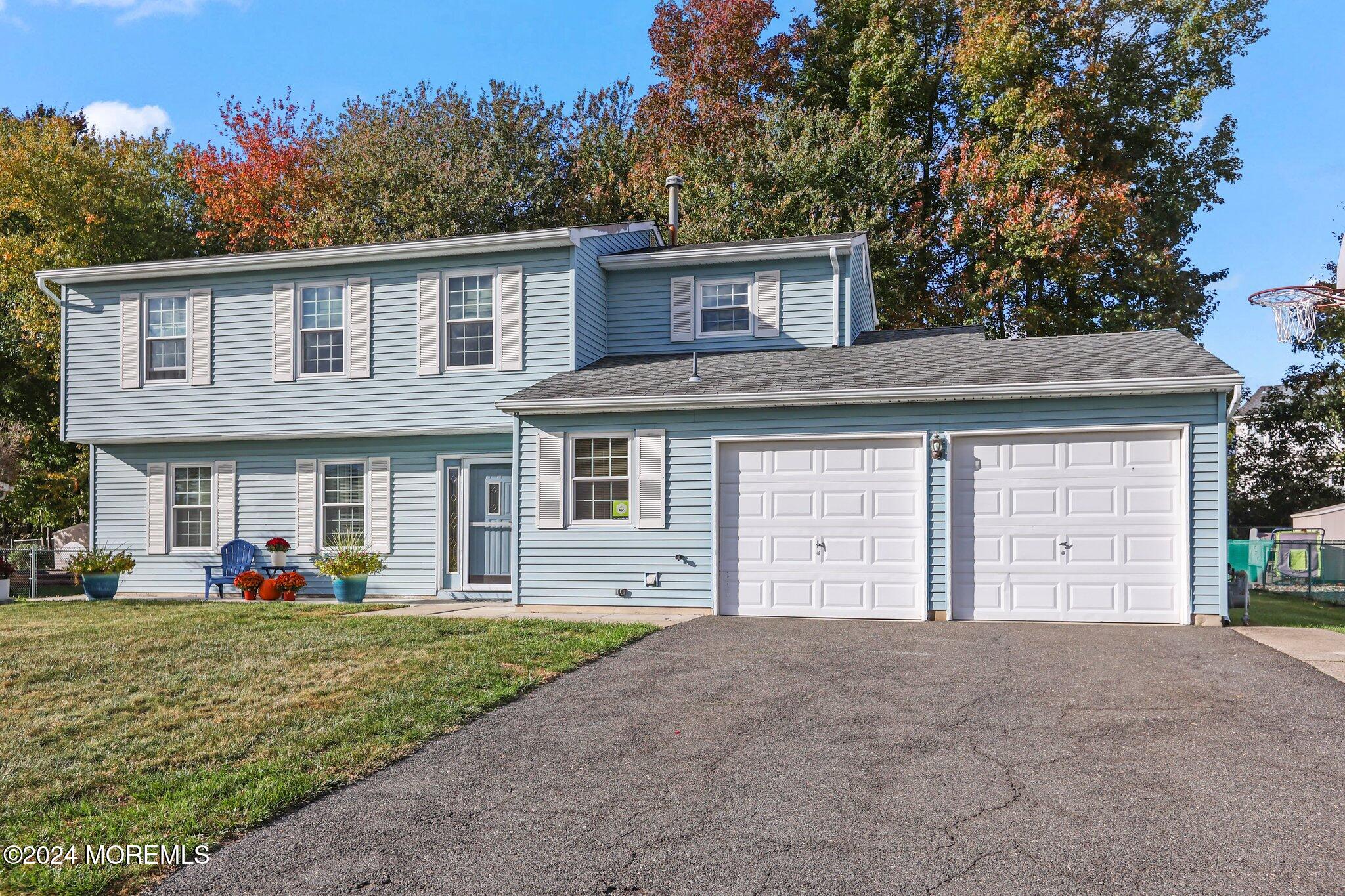 14 Cherry Bend Drive, Howell, New Jersey image 4