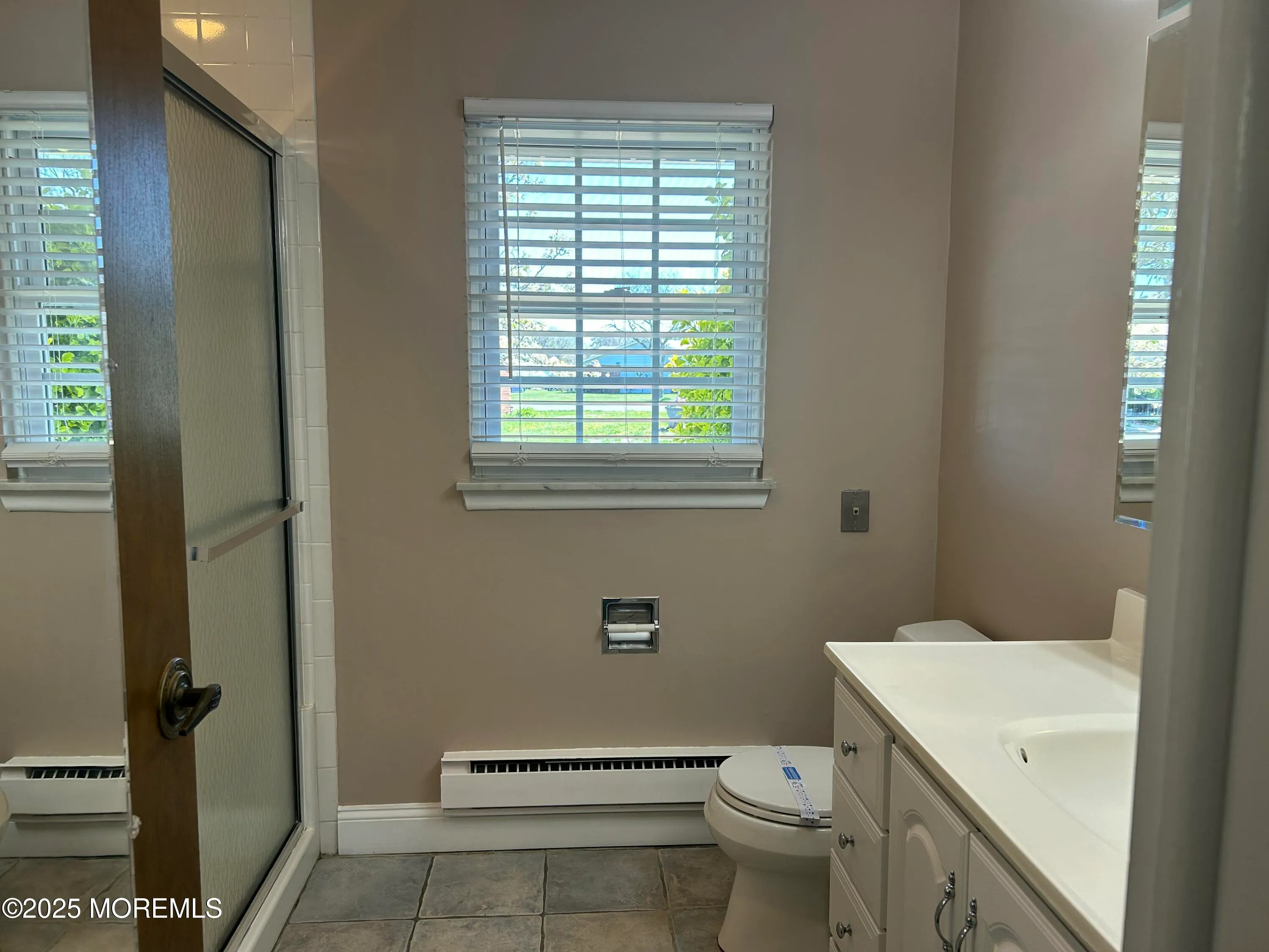 Lakewood, New Jersey 08701, United States, 2 Bedrooms Bedrooms, ,1 BathroomBathrooms,Residential,Active,143833