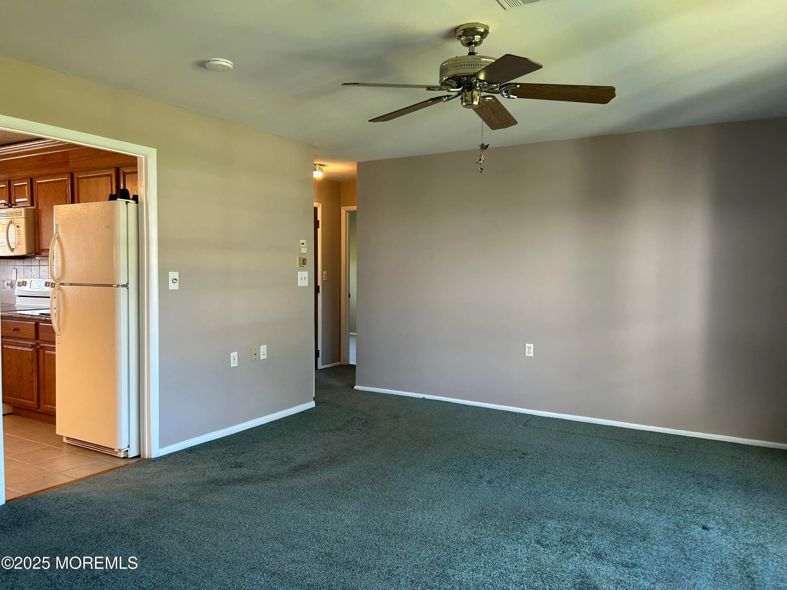 Lakewood, New Jersey 08701, United States, 2 Bedrooms Bedrooms, ,1 BathroomBathrooms,Residential,Active,143833