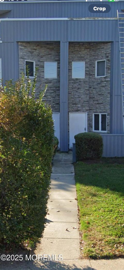 Condo For Rent - 96 Cedar Avenue #1<br/> Long Branch, NJ 07740