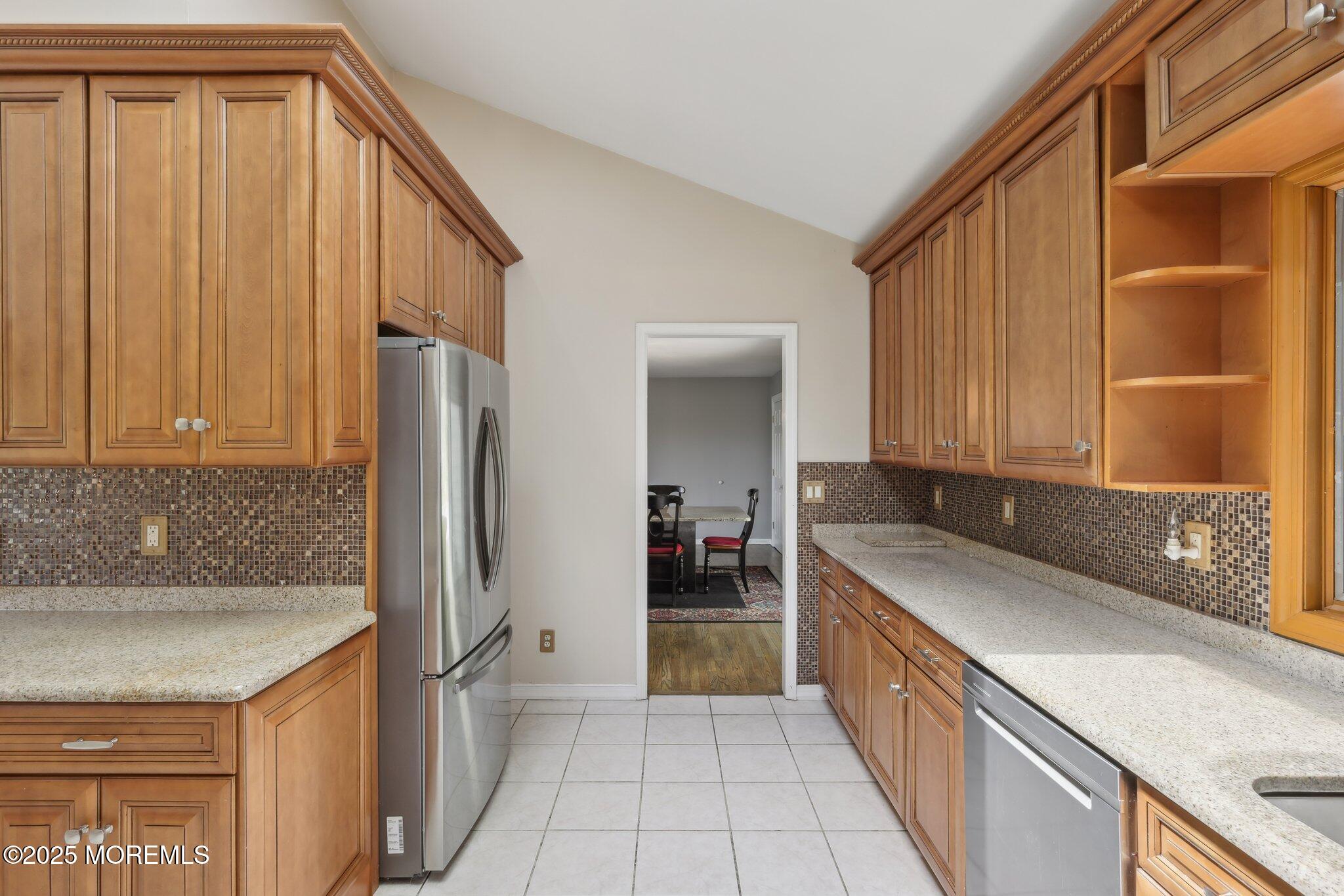 66 Southview Terrace, Middletown, New Jersey image 16