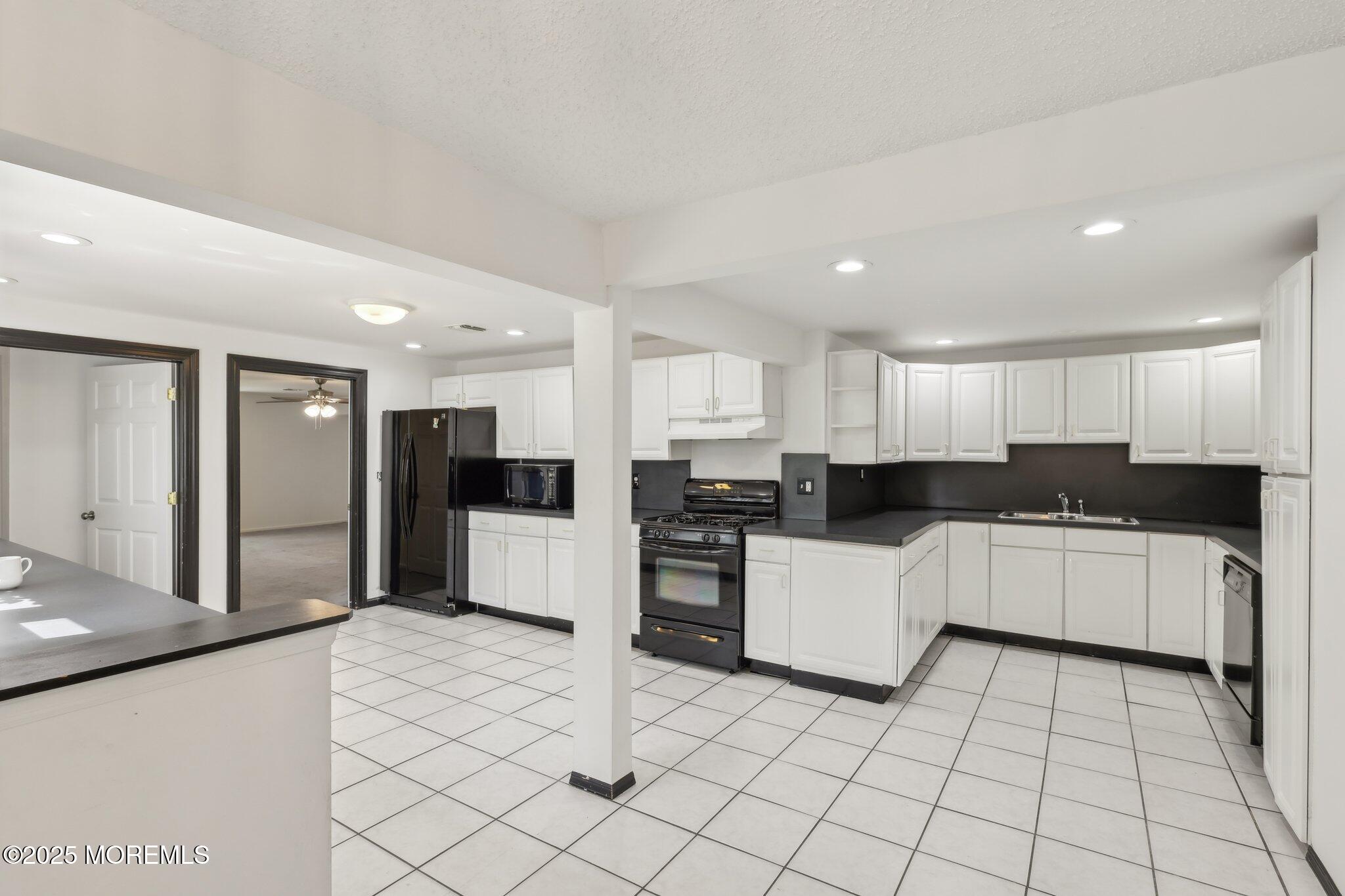 66 Southview Terrace, Middletown, New Jersey image 42