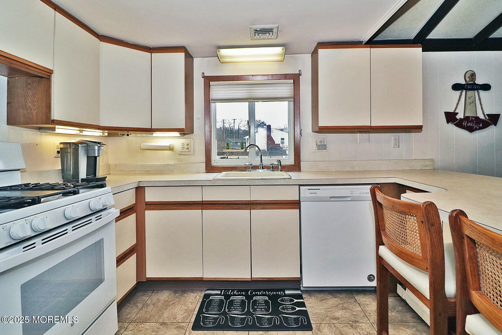 702 Chesapeake Drive, Forked River, New Jersey image 21