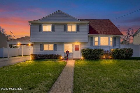 611 S Laurel Avenue Hazlet NJ 07730