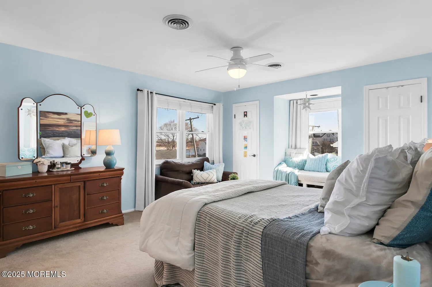 Rumson, New Jersey 07760, United States, 5 Bedrooms Bedrooms, ,3 BathroomsBathrooms,Residential,Active,94229