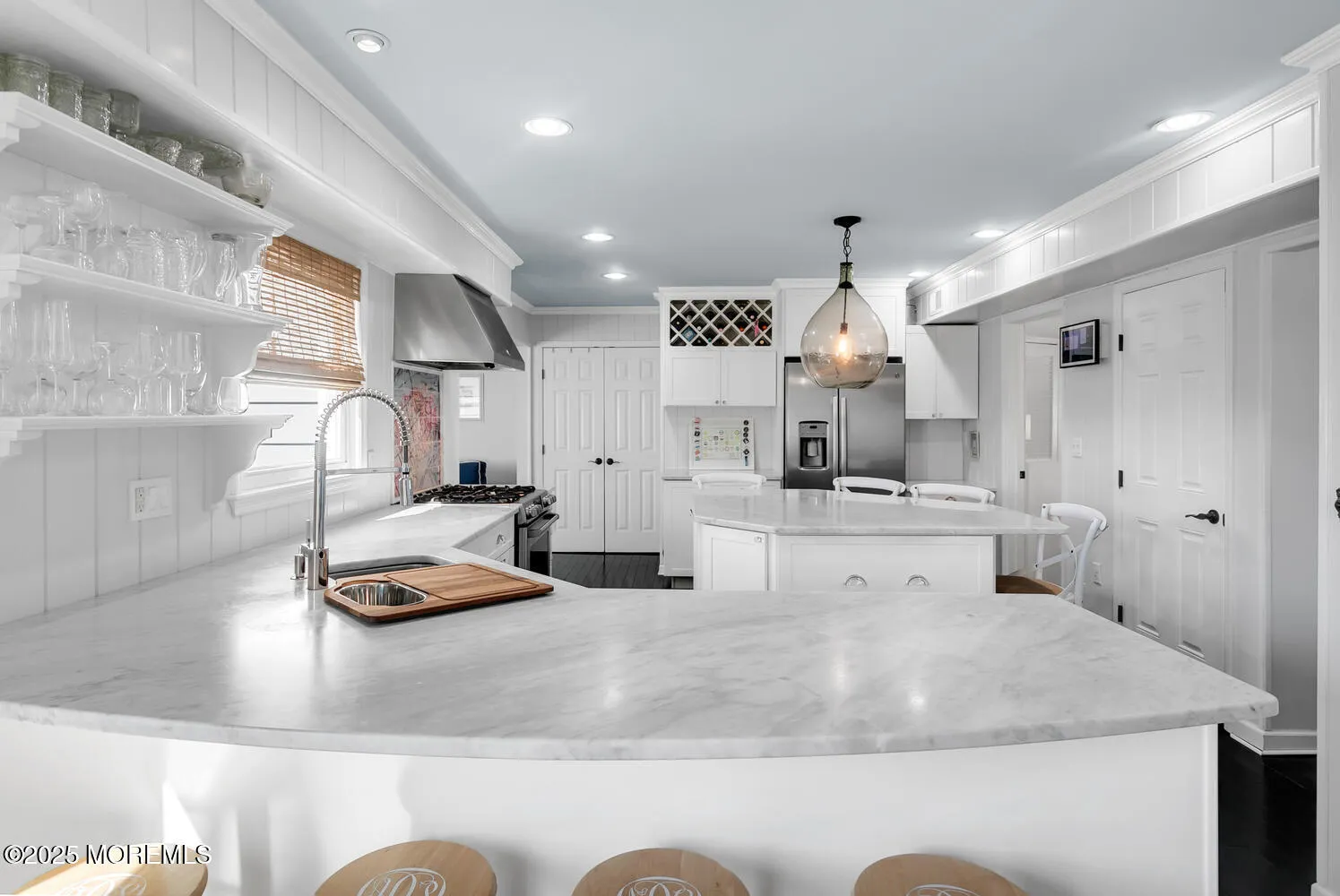 Rumson, New Jersey 07760, United States, 5 Bedrooms Bedrooms, ,3 BathroomsBathrooms,Residential,Active,94229