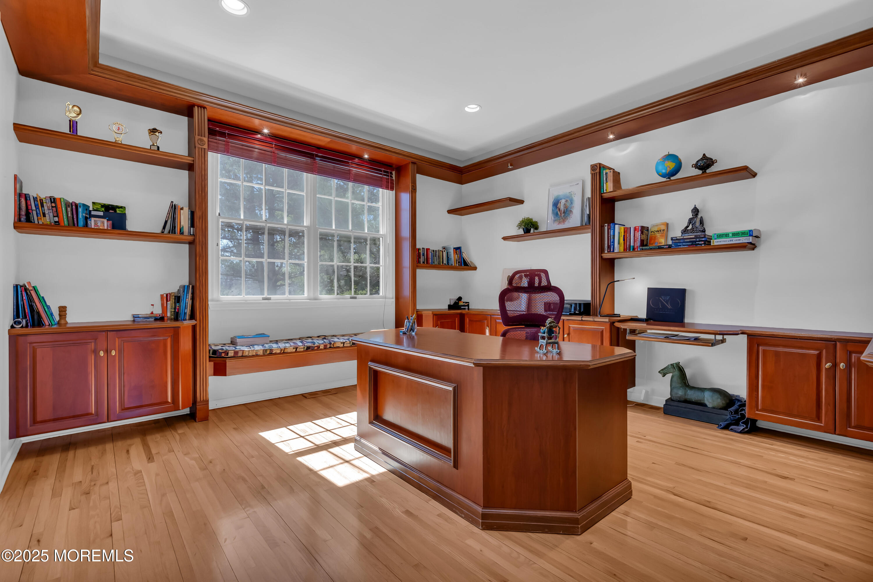 2 Chestnut Hill Drive, Manalapan, New Jersey image 30